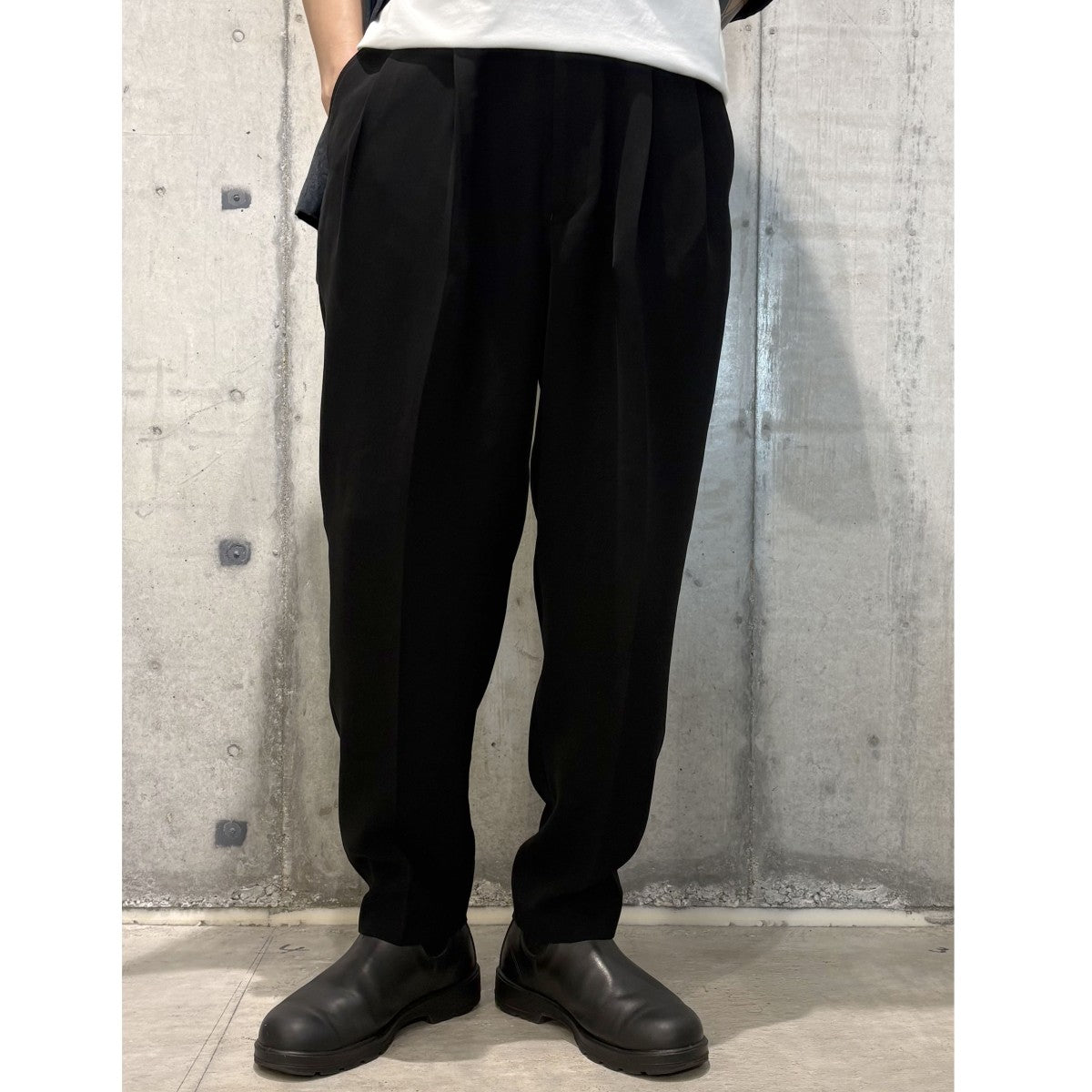 25AWWide Tapered Easy Slacksワイドテーパードイージースラックスパンツ