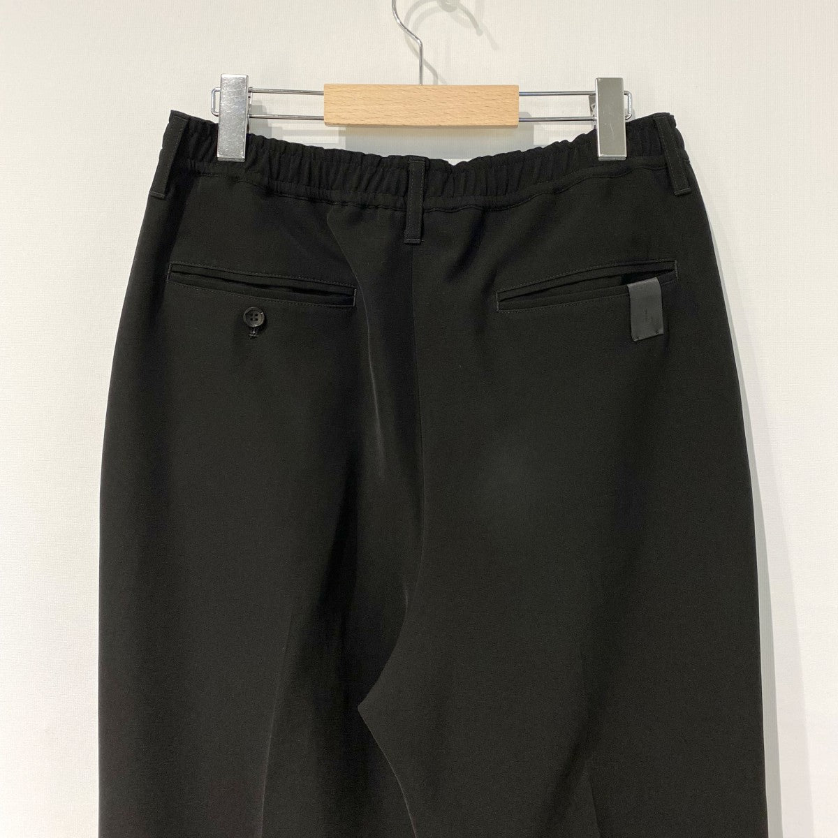 25AWWide Tapered Easy Slacksワイドテーパードイージースラックスパンツ