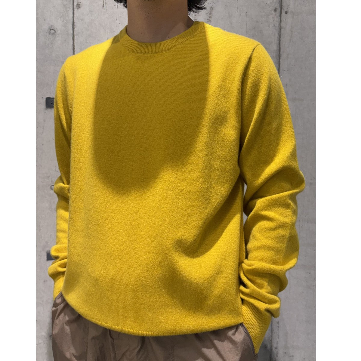 N36 BE CLASSICカシミヤニットセーター