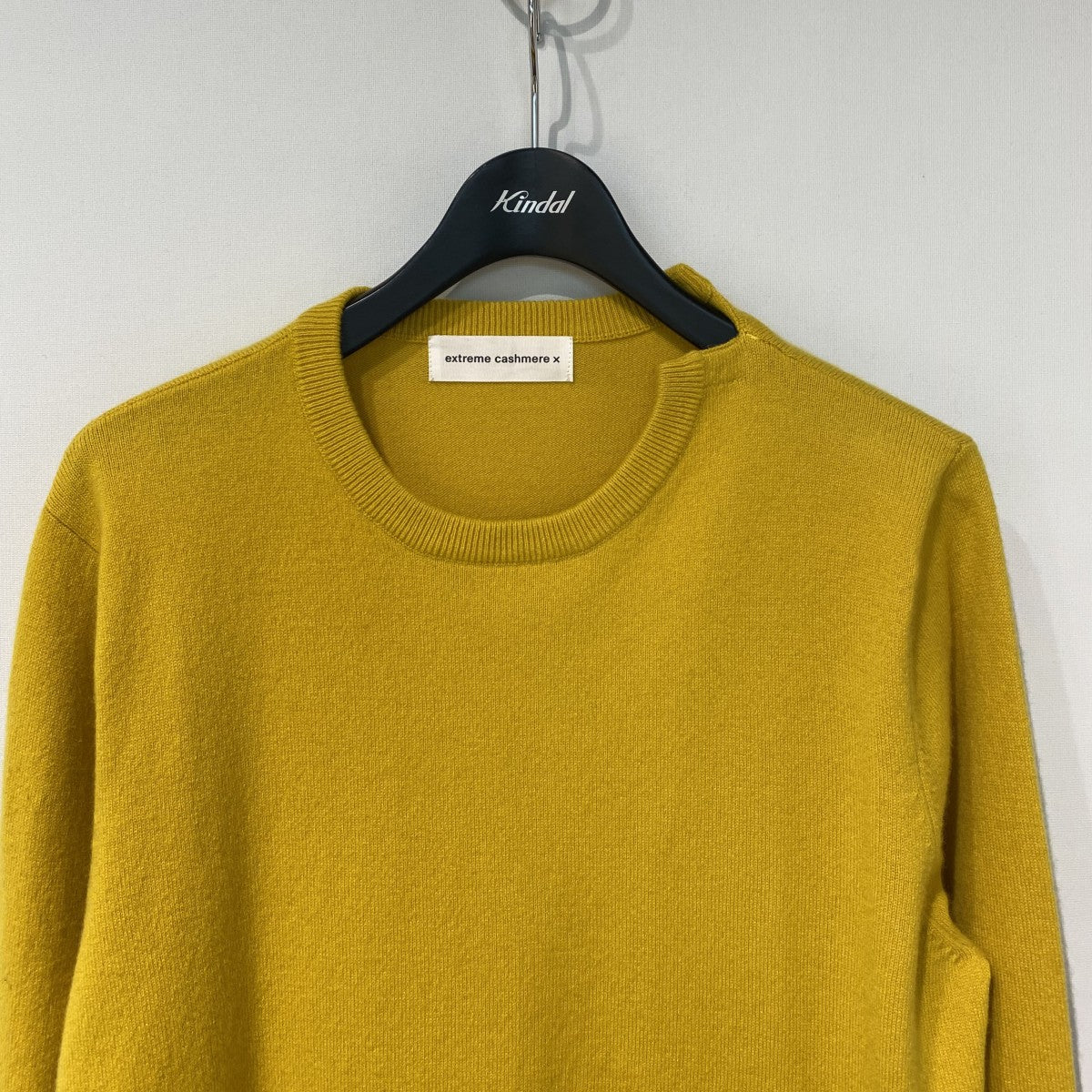N36 BE CLASSICカシミヤニットセーター