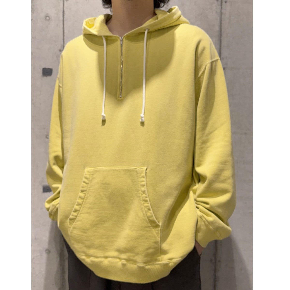 H BEAUTY＆YOUTH(エイチビューティアンドユース) SWEAT HALF ZIP