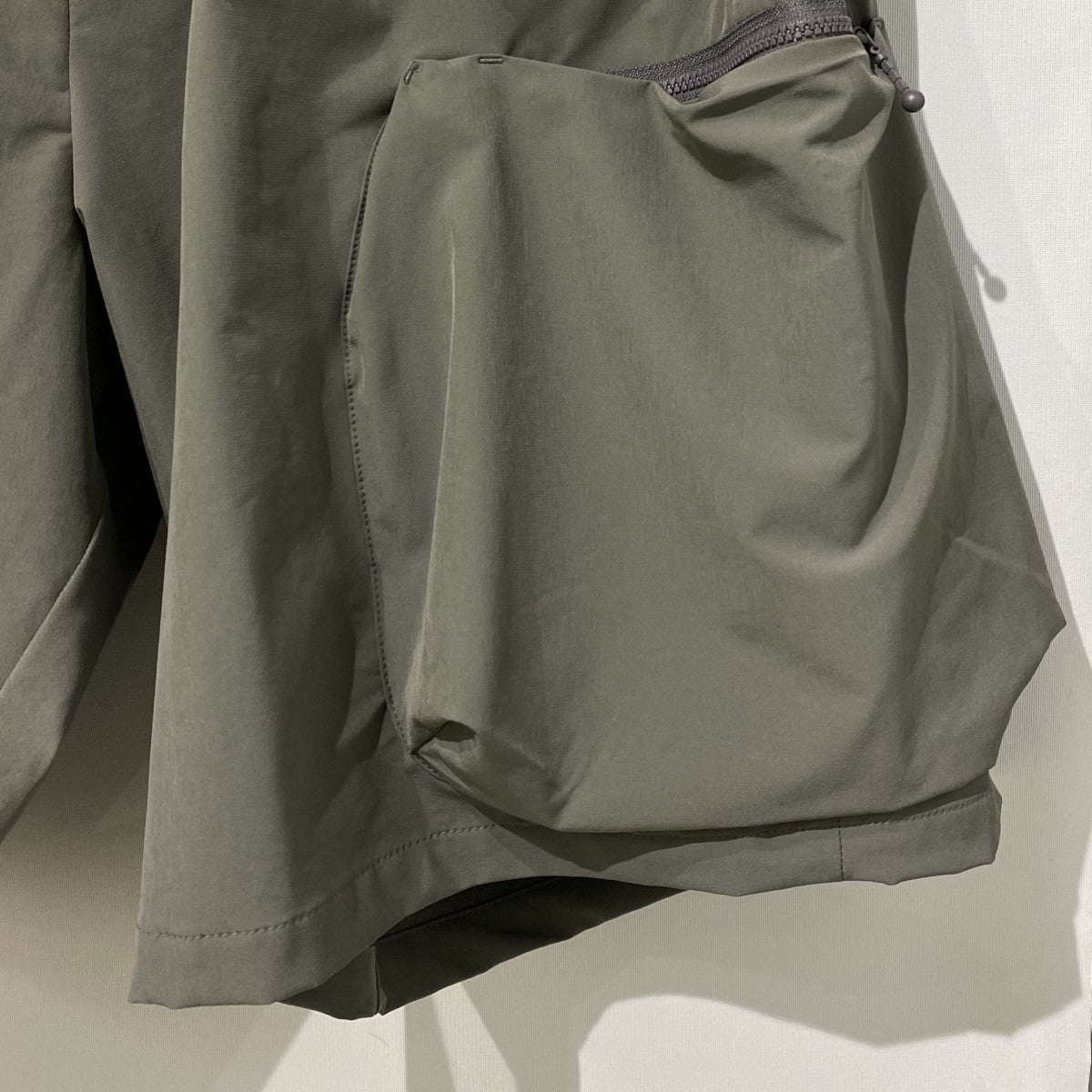 GOOPiMADE P-M2 Concept Cargo Shorts TECHテックカーゴショーツハーフパンツ 古着・中古-5枚目のアイテム画像