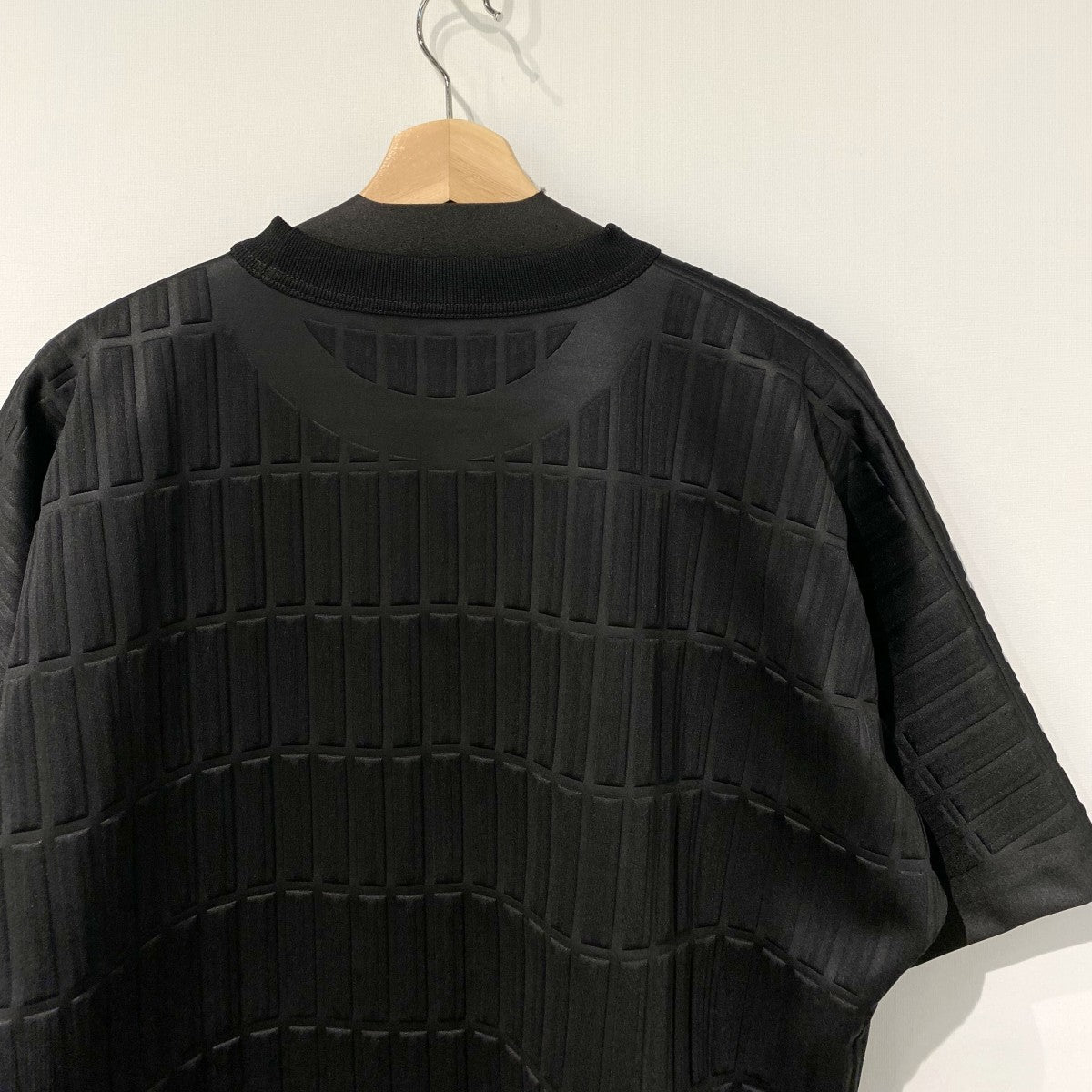 26AWTYPE-E 001 PLEATS T-SHIRTプリーツTシャツAT63JK630