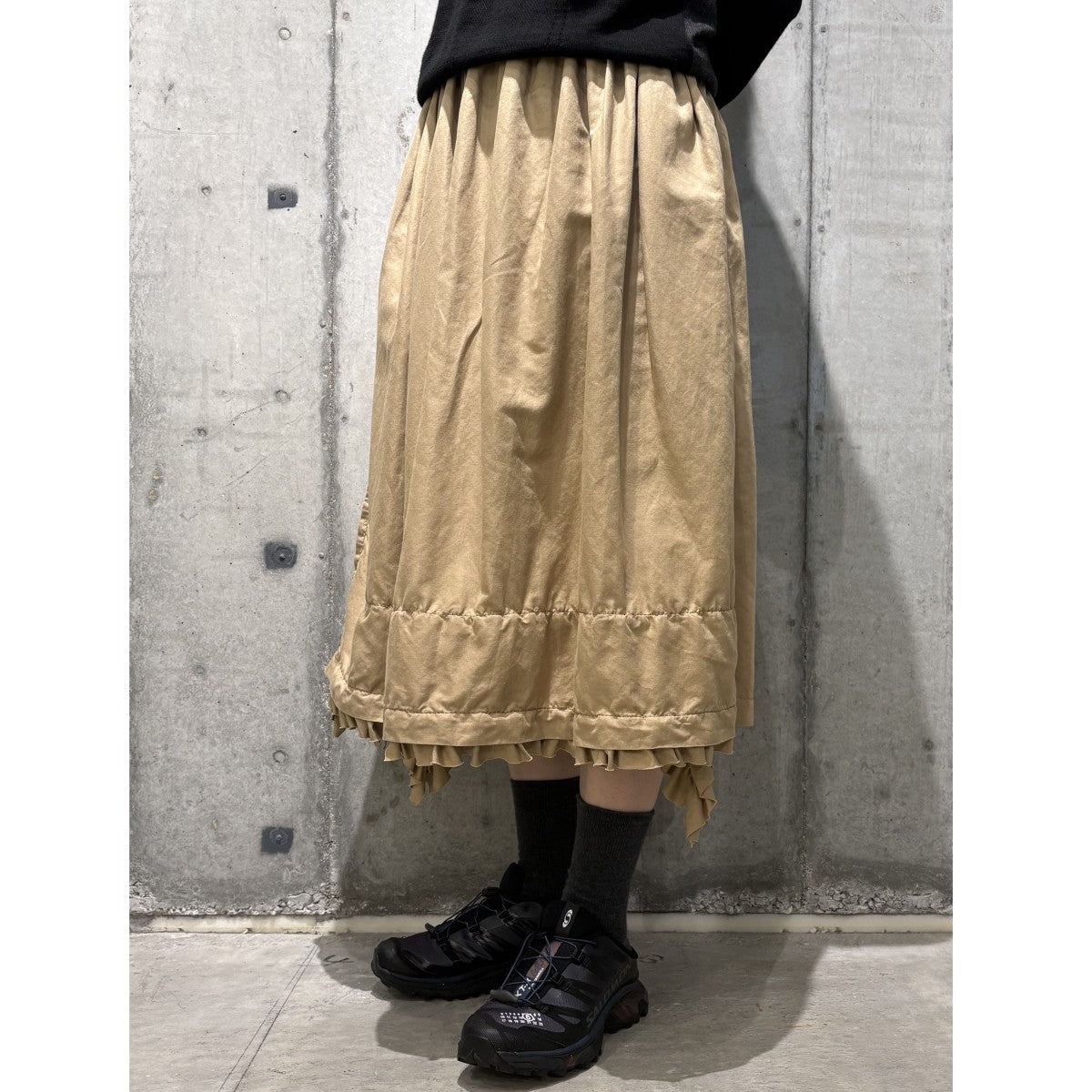 26SSコットンリネン裾フリルスカート