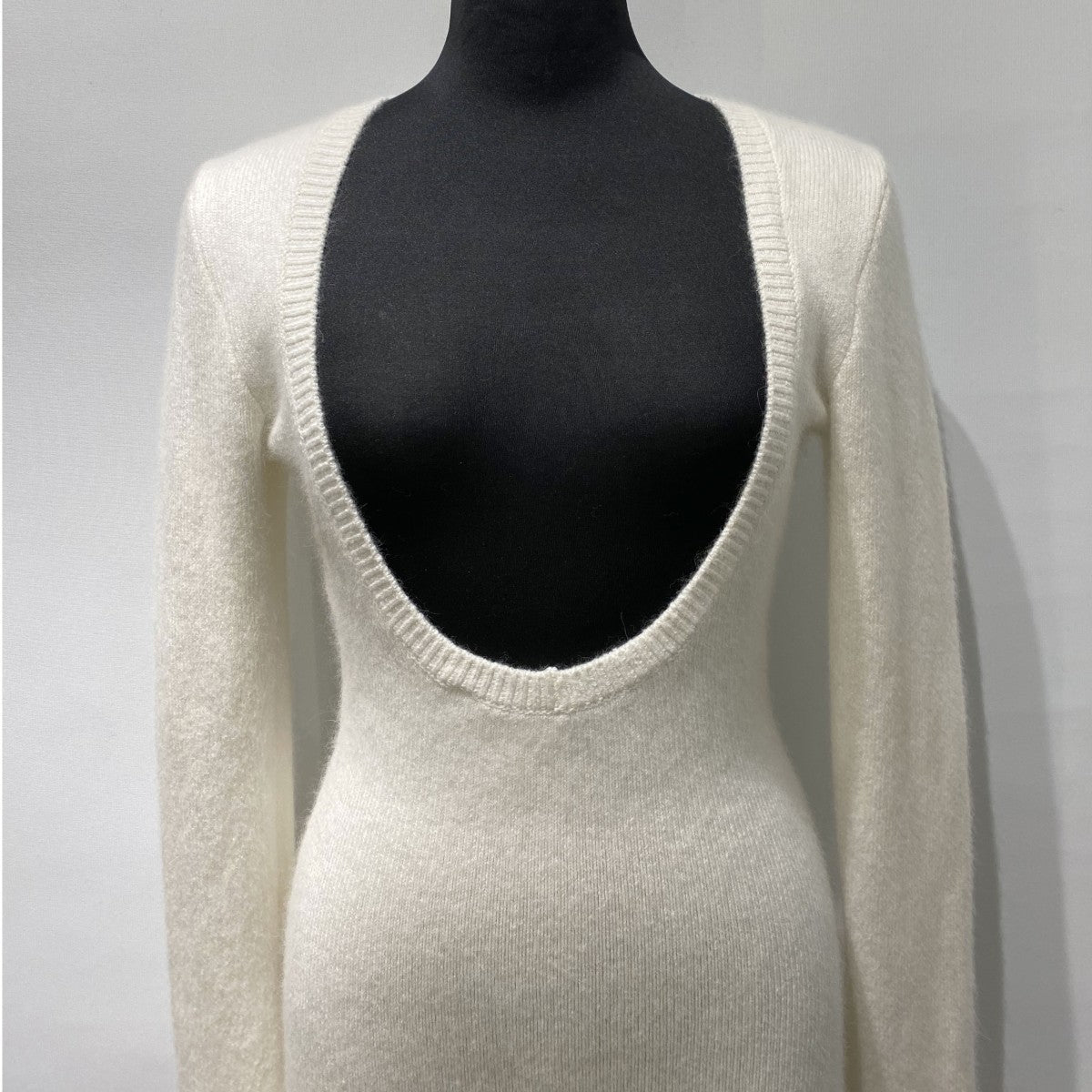 23AWFTC234-0720 KnitヴァルーズVネックストレッチロングニットセーター