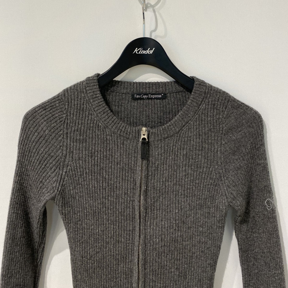 25SSTight Ribbed-Knit Zip SweaterウールカシミヤタイトZIPニットセーター