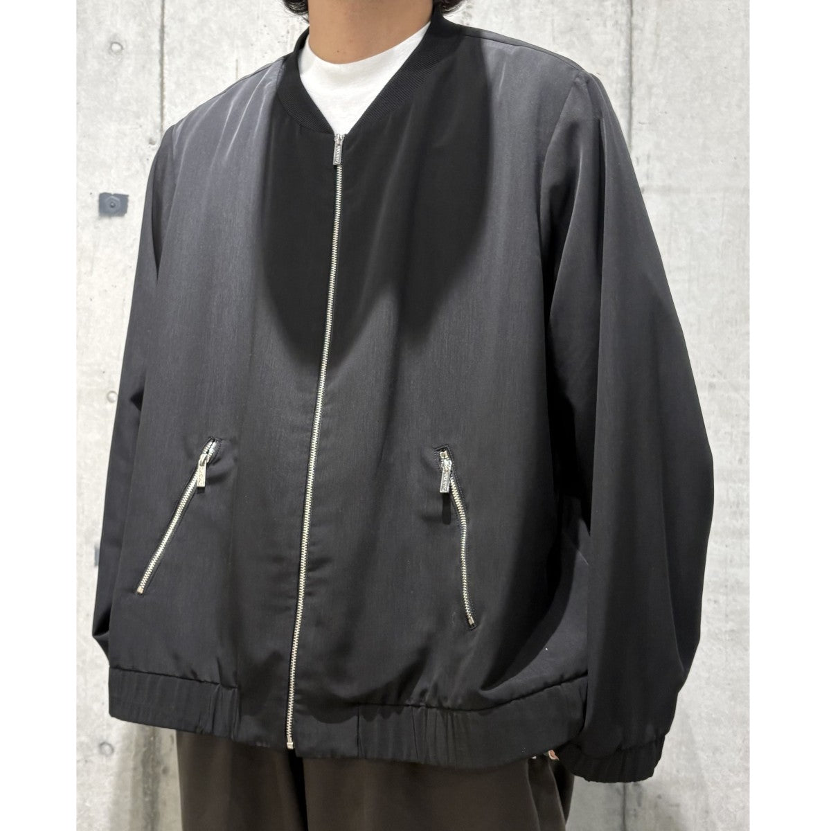 Solid Bomber Jacketショート丈オーバーサイズボンバージャケット