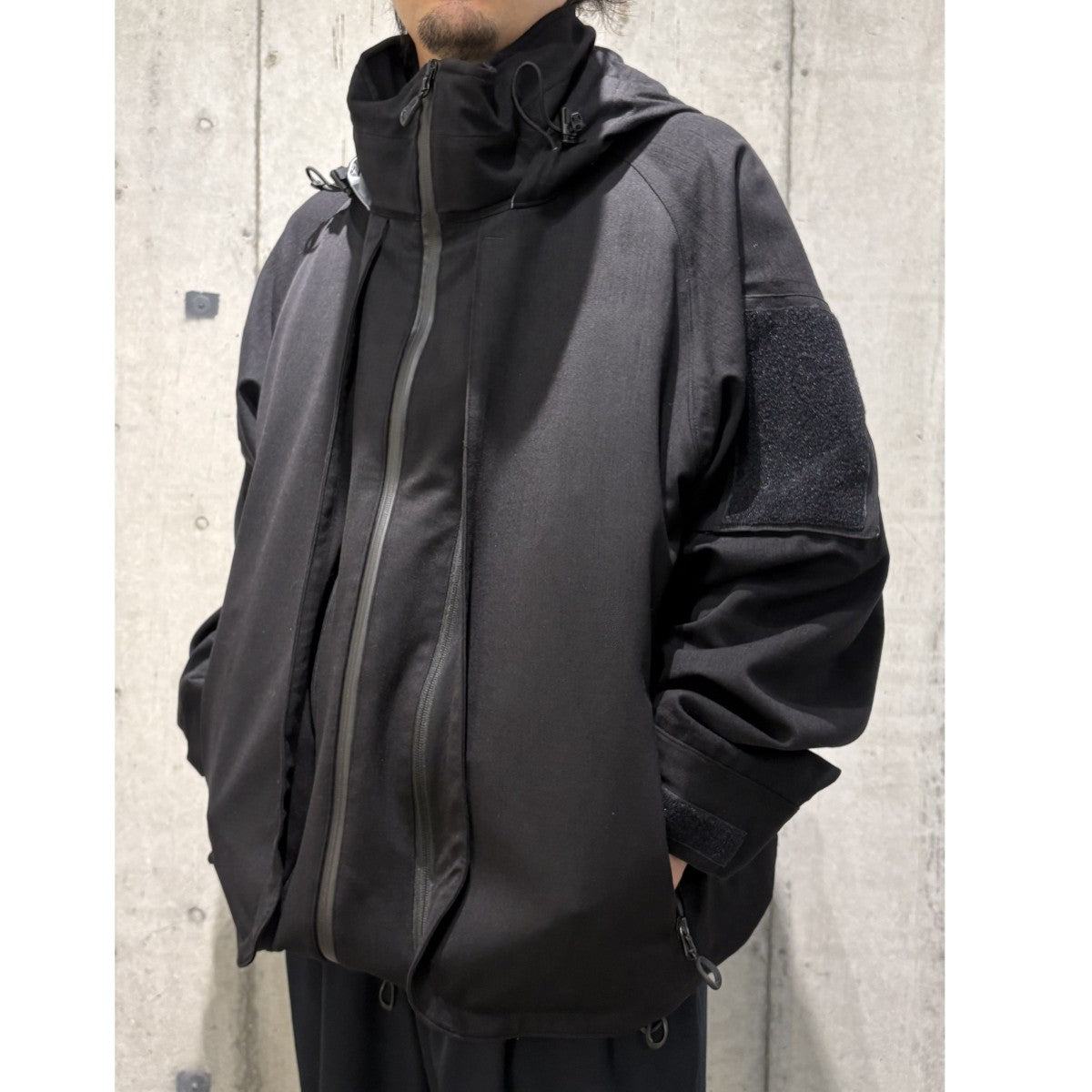 MOUT RECON TAILOR Shooting Hardshell Jacket マルチポケットTECHテックシューティングマウンテンパーカジャケット 古着・中古-2枚目のアイテム画像