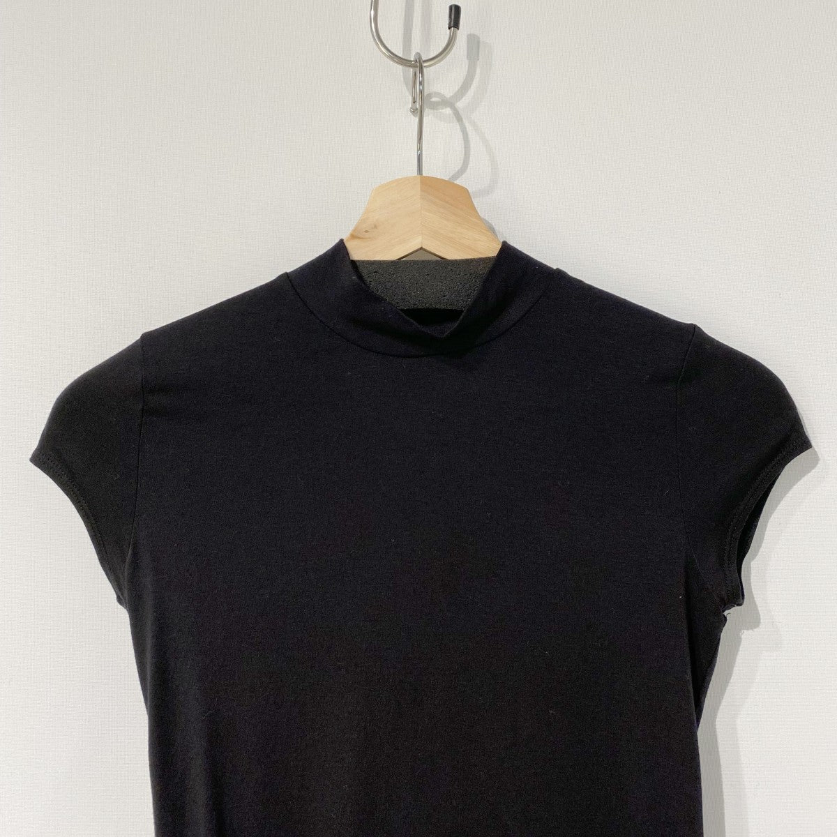 yo BIOTOP(ヨー ビオトープ) tencel high neck teeテンセルハイネックT