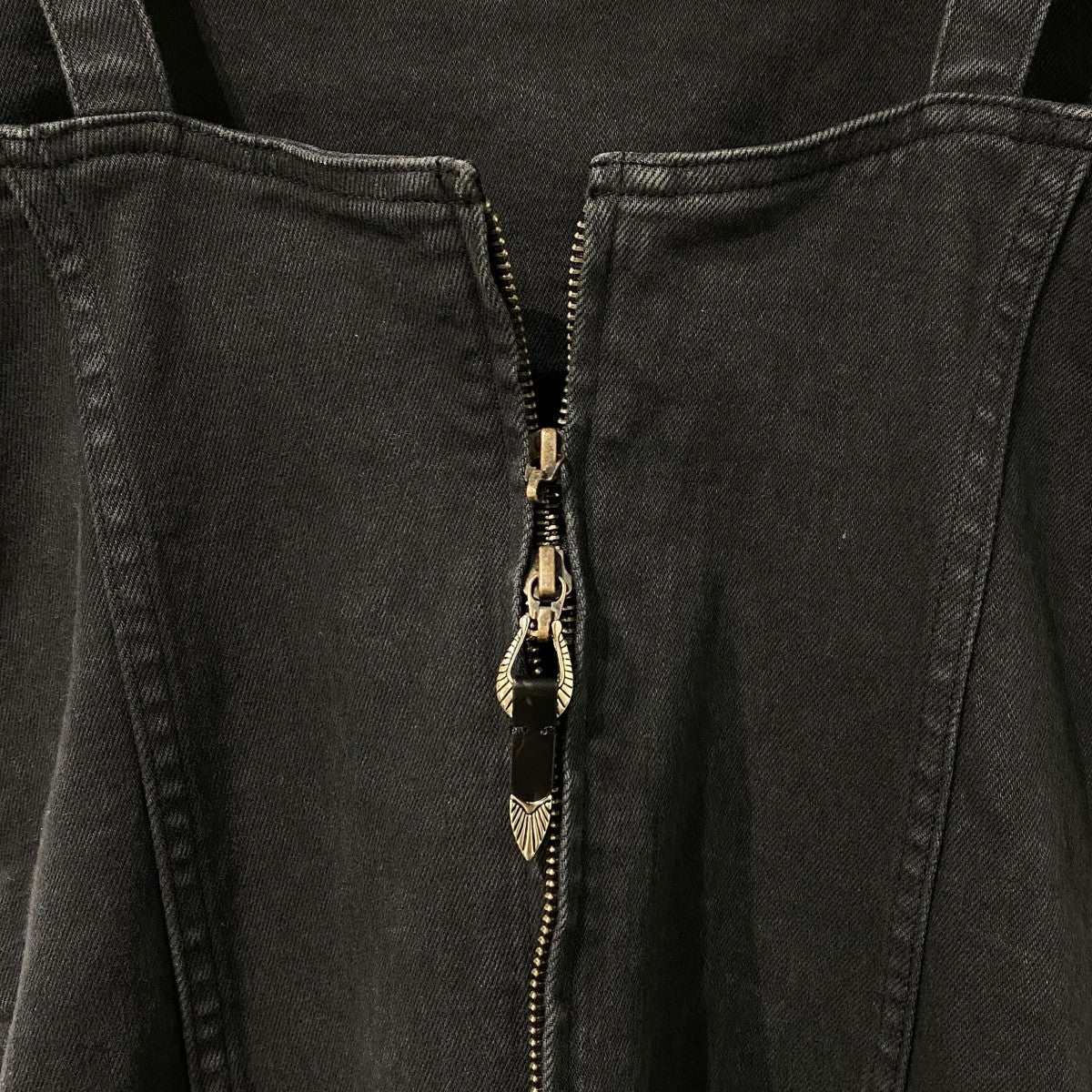 TOGA TOO 25SSDenim bustier Vintageヴィンテージ加工ストレッチバックZIPデニムビスチェミニワンピース 古着・中古-7枚目のアイテム画像