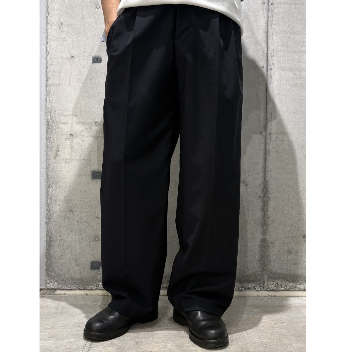 IRENISA 25SSTWO TUCKS WIDE TROUSERS2タックワイドスラックスパンツ 古着・中古-2枚目のアイテム画像