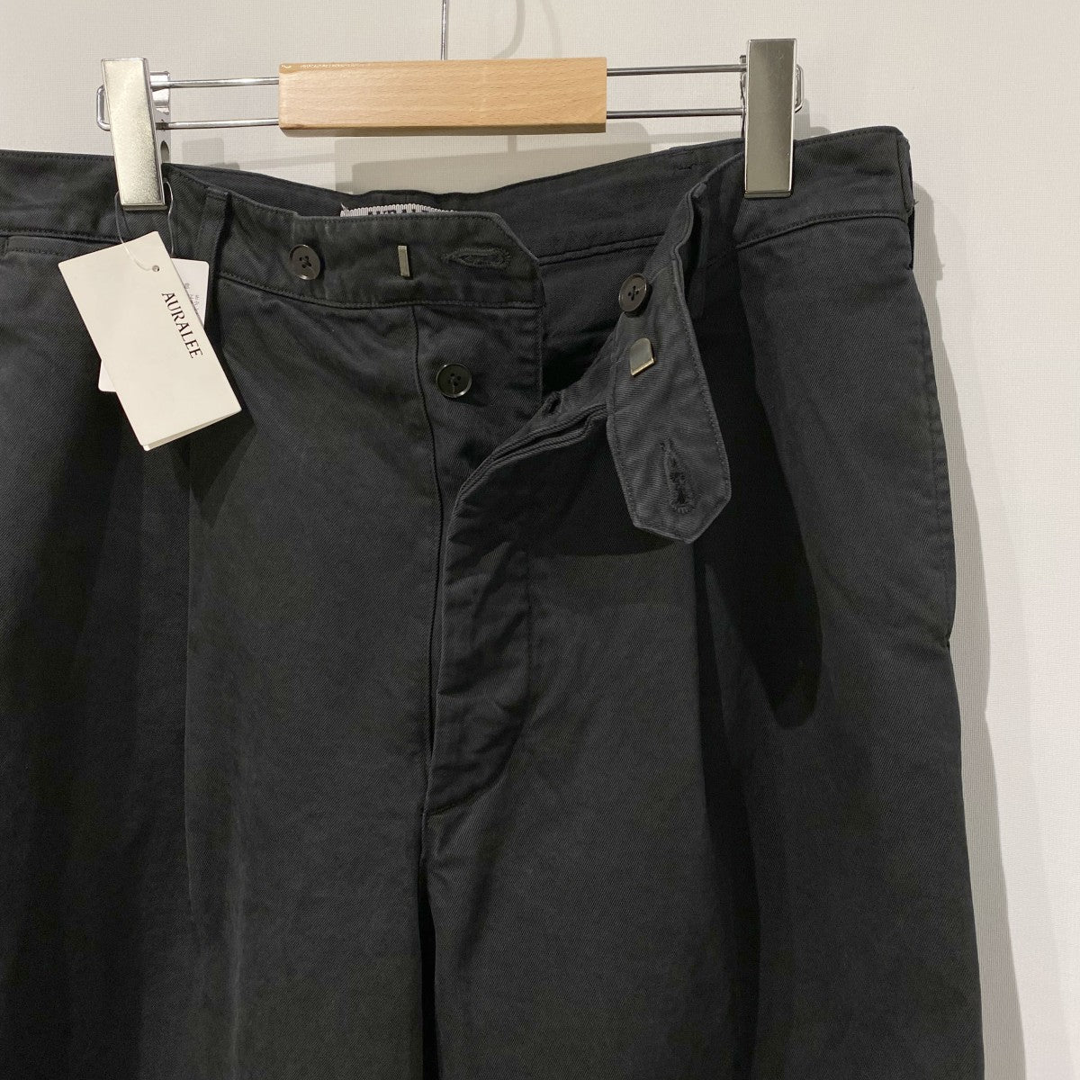 AURALEE 26AWGarment-Dyed Finx Chino One-Tuck Wide PantsガーメントダイVintageヴィンテージ加工チノワンタックワイドパンツ 古着・中古-5枚目のアイテム画像