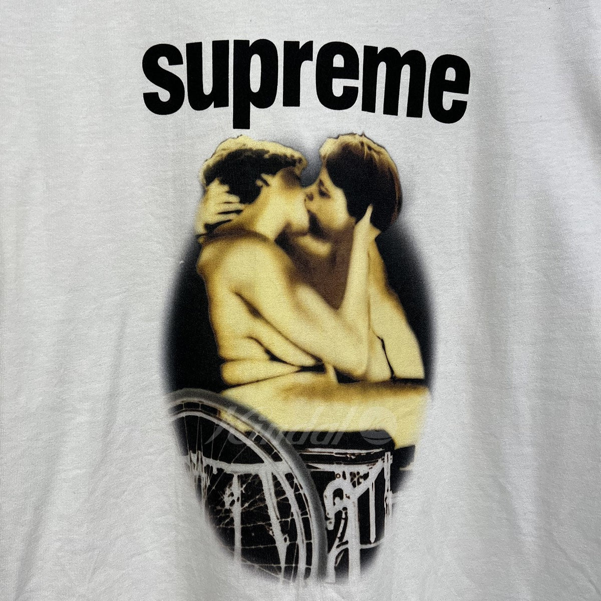 SUPREME(シュプリーム) 2023SS Kiss Tee ホワイト サイズ M｜【公式 ...