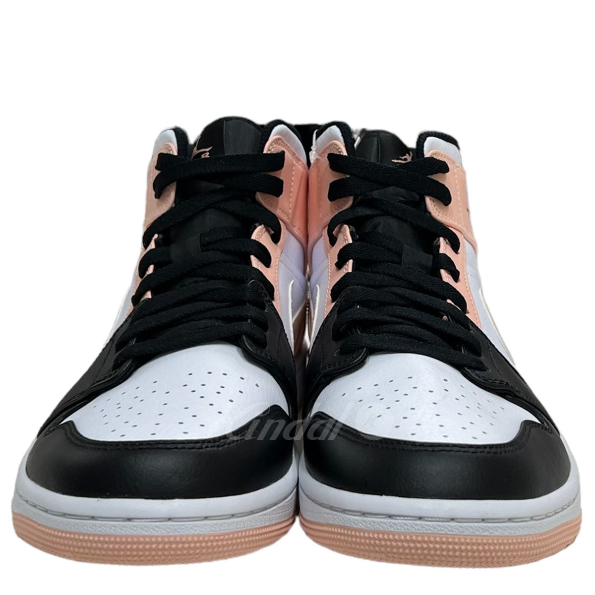 NIKE(ナイキ) AIR JORDAN 1 MID WHITE／BLACK／CRIMSON TINT 554724-133 ホワイト／ブラック／ クリムゾンティント サイズ US10｜【公式】カインドオルオンライン ブランド古着・中古通販【kindal】