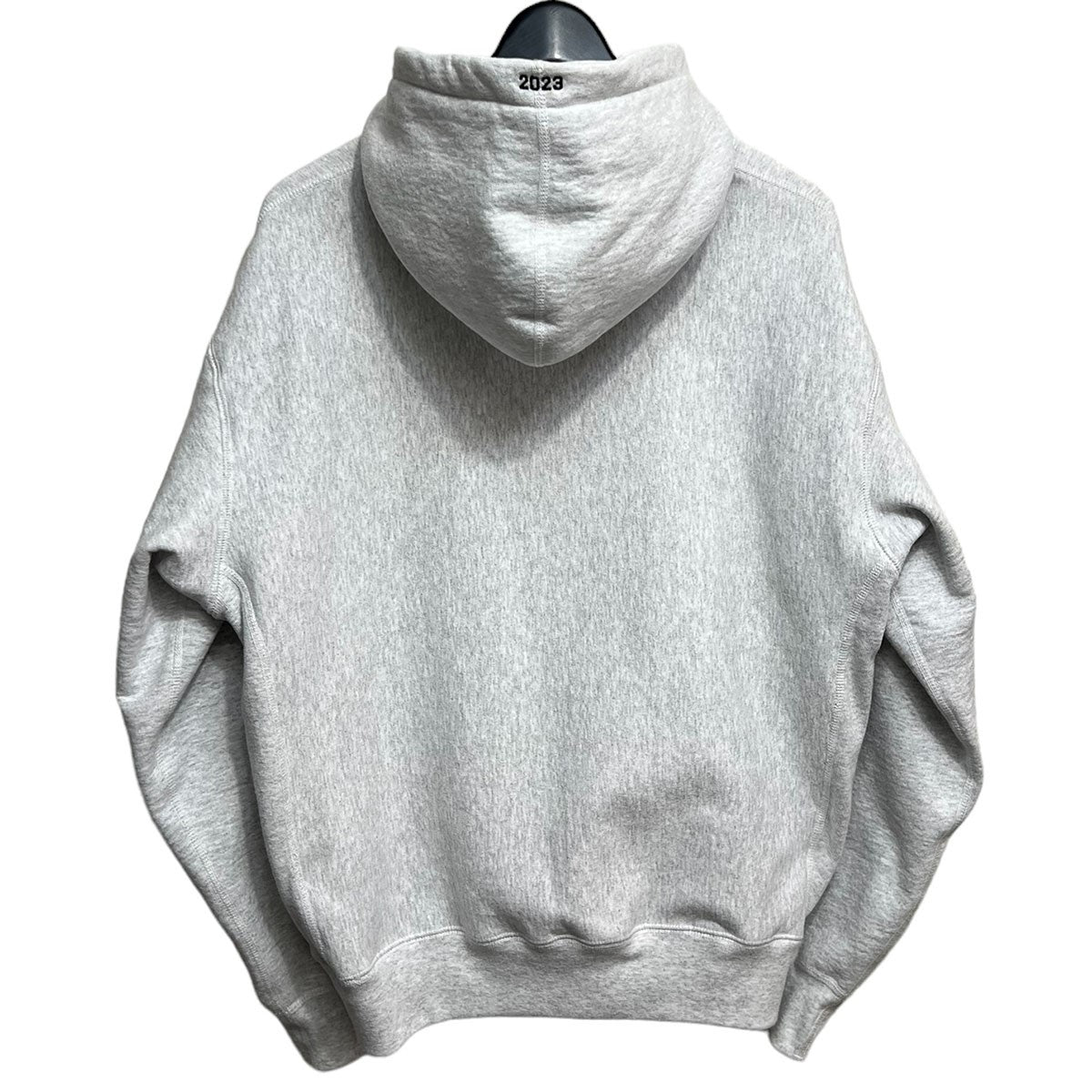 Supreme 古着・中古 シュプリームの23AW Box Logo Hooded Sweatshirt ボックスロゴフーデッドスウェットシャツ ボックスロゴスウェットパーカーです。