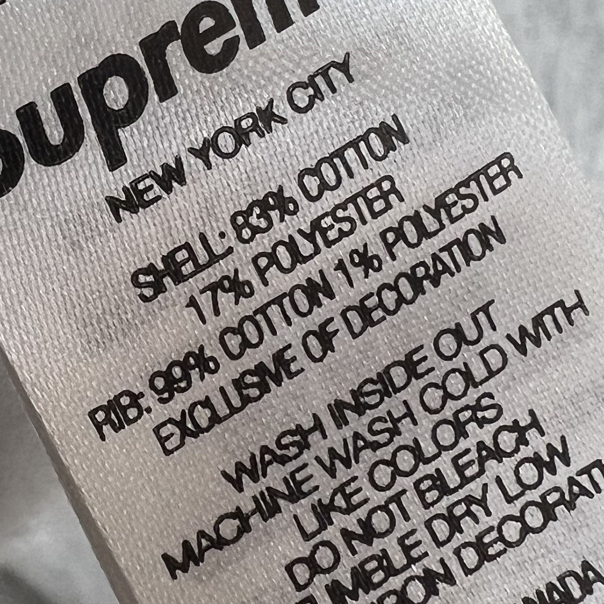 Supreme 古着・中古 シュプリームの23AW Box Logo Hooded Sweatshirt ボックスロゴフーデッドスウェットシャツ ボックスロゴスウェットパーカーです。