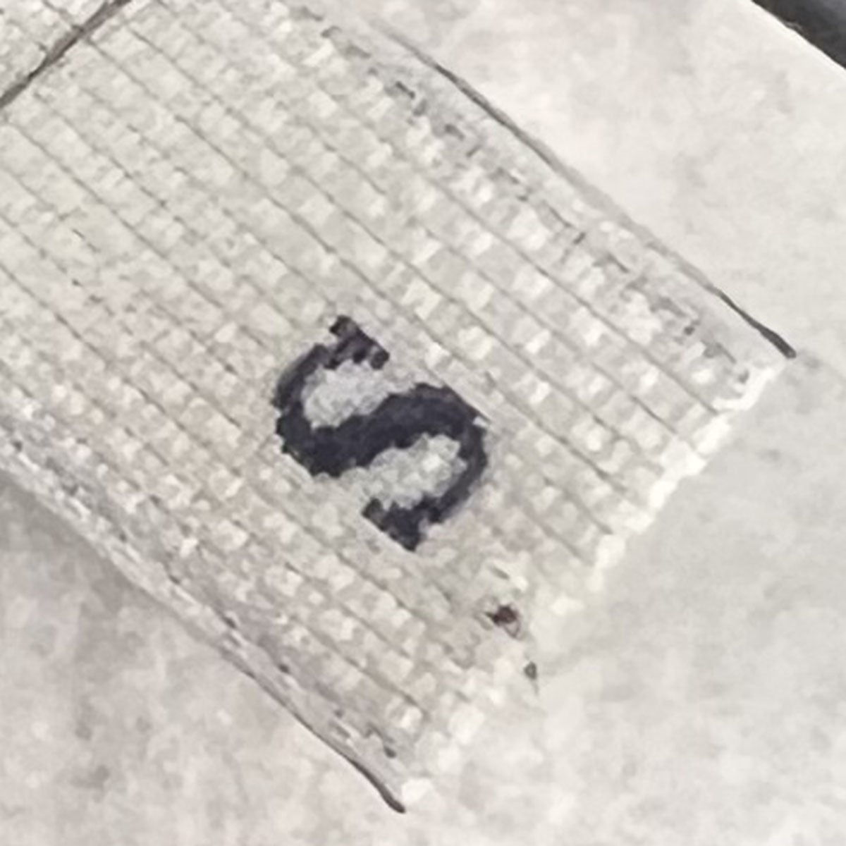 モンクレールグルノーブルの3Dロゴスウェットトレーナーです。 MONCLER GRENOBLE トップス 古着・中古アイテム