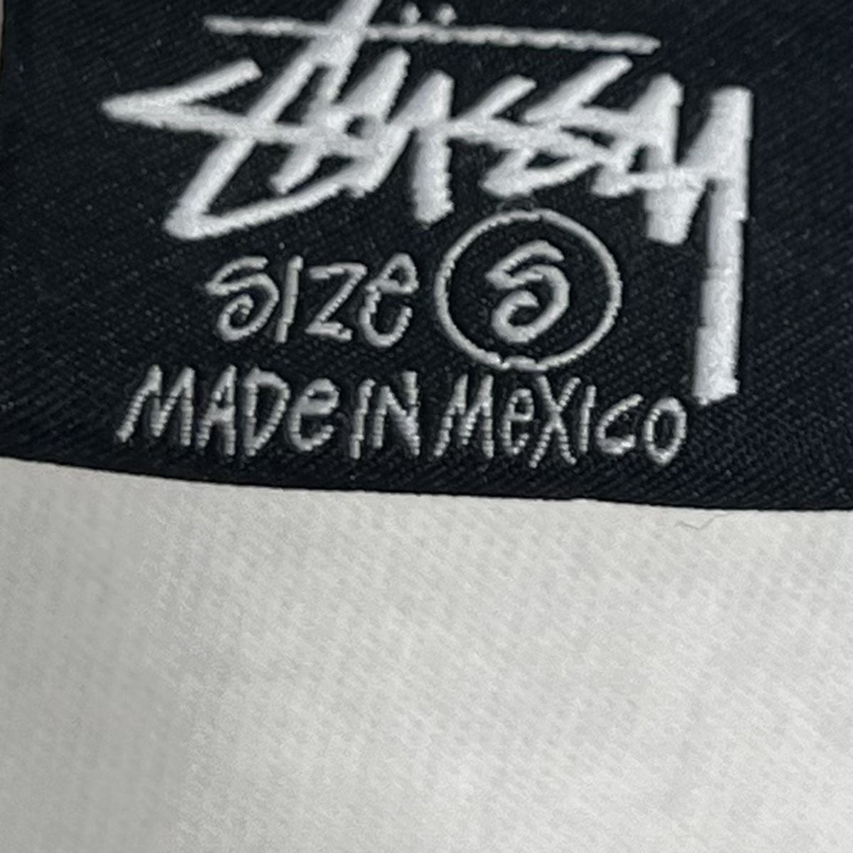 stussy(ステューシー) shibuya crown Teestussy渋谷店限定Tシャツ ホワイト サイズ S｜【公式】カインドオルオンライン  ブランド古着・中古通販【kindal】