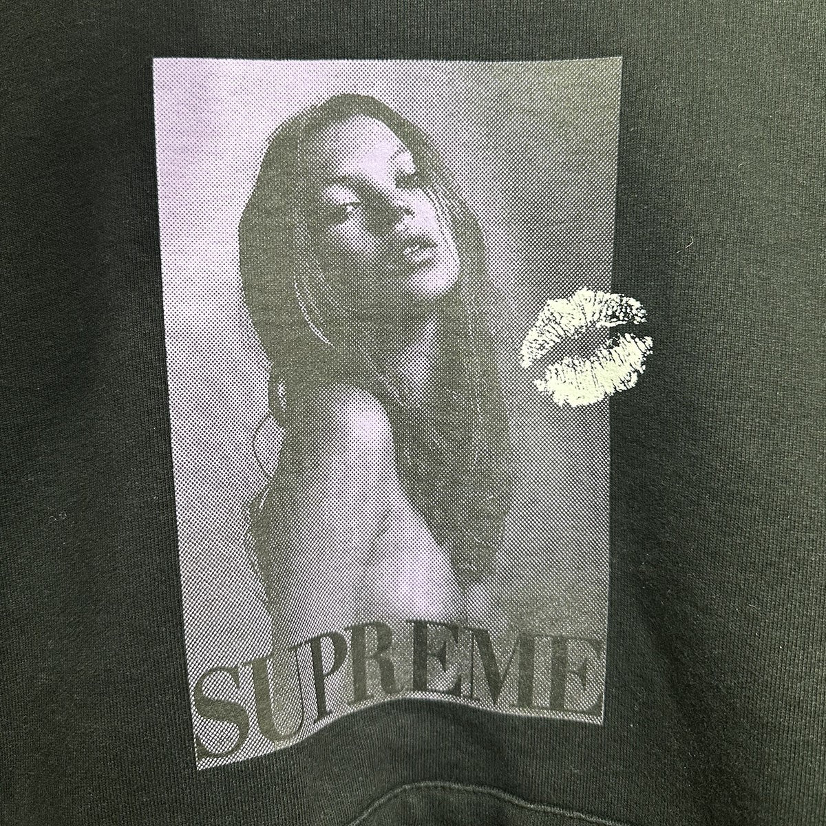Supreme 古着・中古 シュプリームの24SS Moss hooded Sweatshirt ケイトモスフーディー スウェットパーカーです。