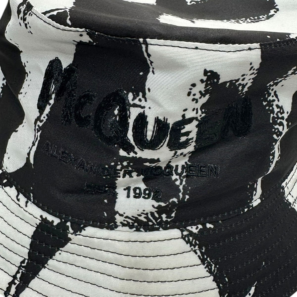 ALEXANDER McQUEEN(アレキサンダーマックイーン) GRAFFITI