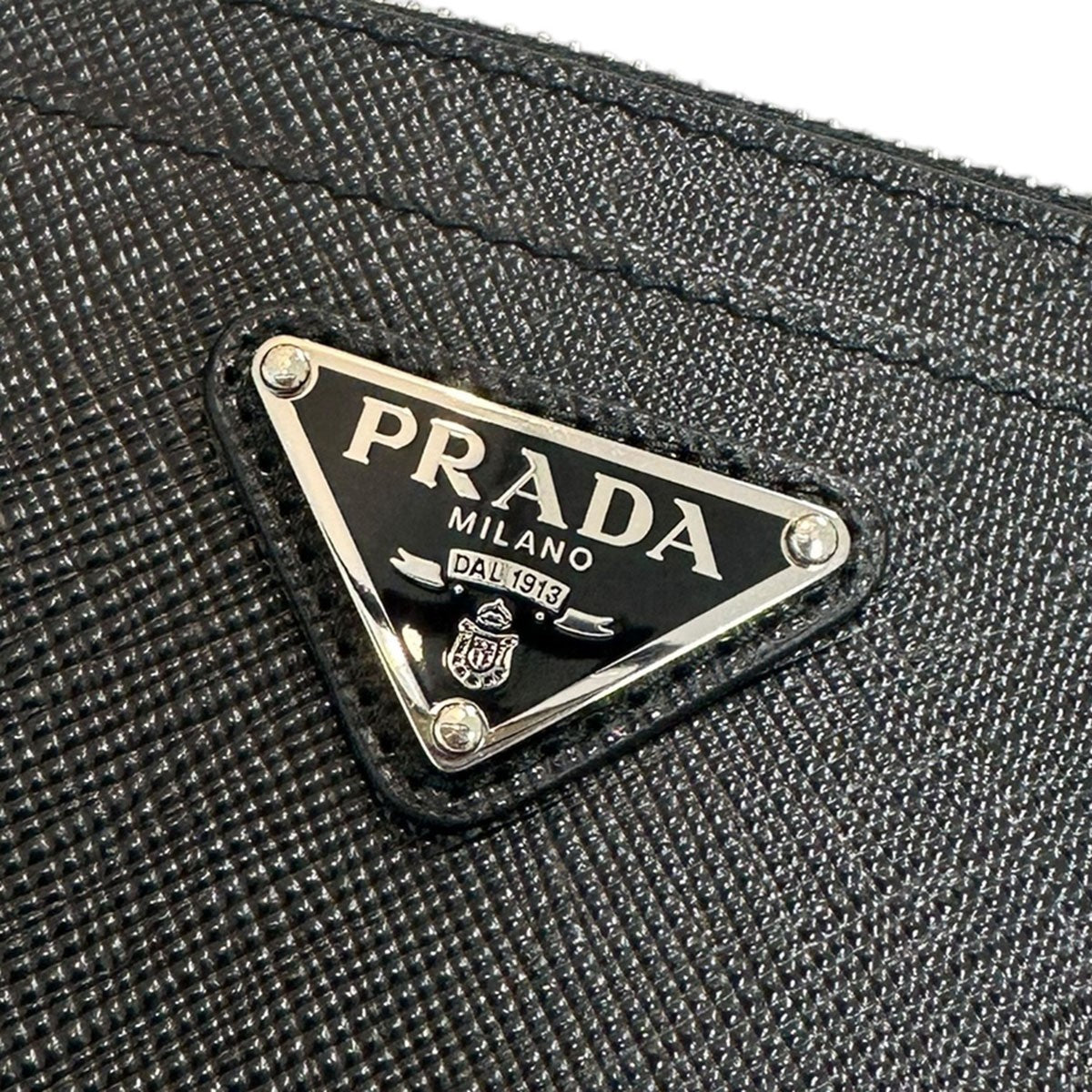 【PRADA】プラダ ブラック サフィアーノトライアングル カードケース 三越伊勢丹 | PRADA/プラダ_Women通販 | サフィアーノ