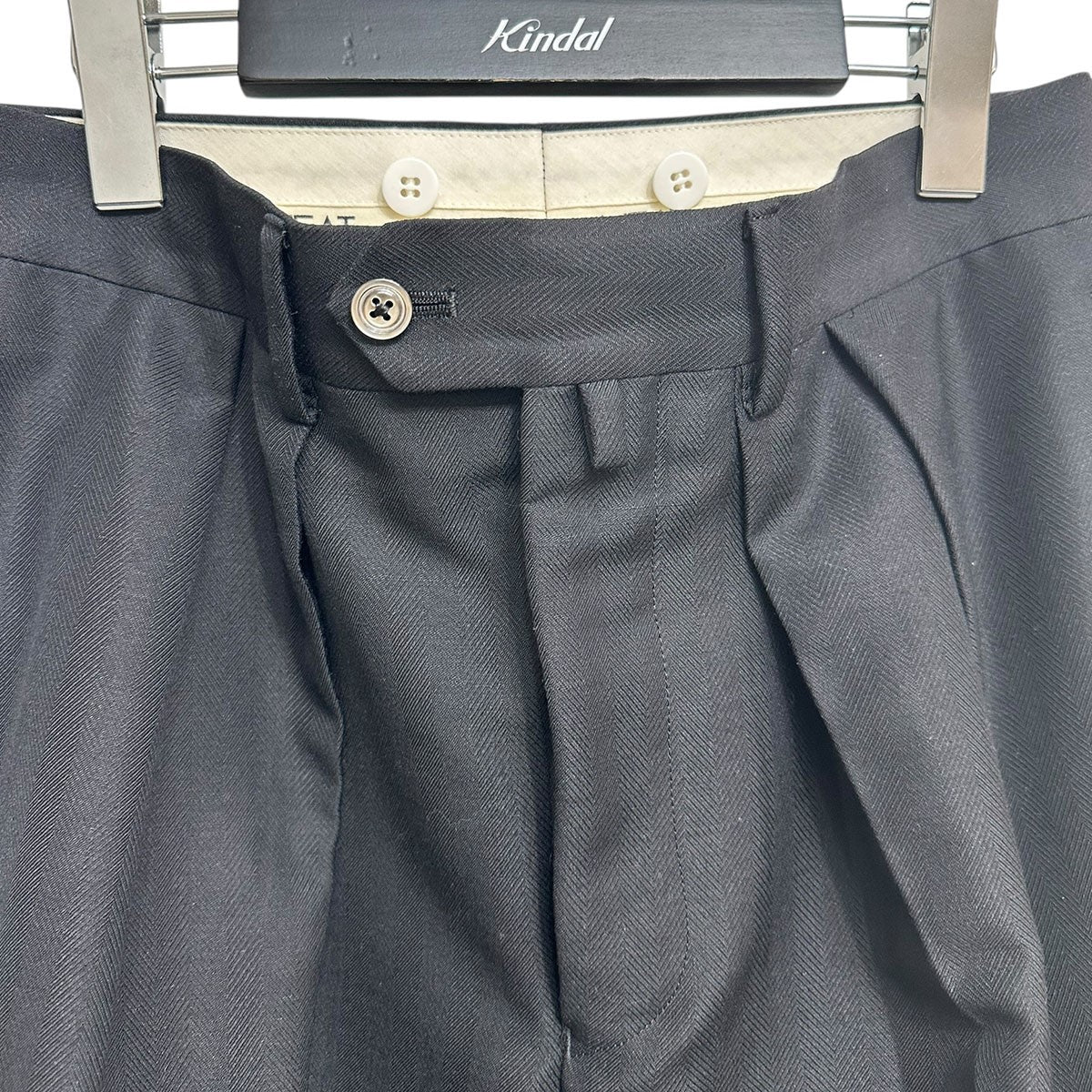 NEAT NEAT HOUSEセミオーダー品 Taylor ＆ Lodge生地ICE MOHAIR TWILL 2タックトラウザーウールモヘヤパンツ 古着・中古-3枚目のアイテム画像