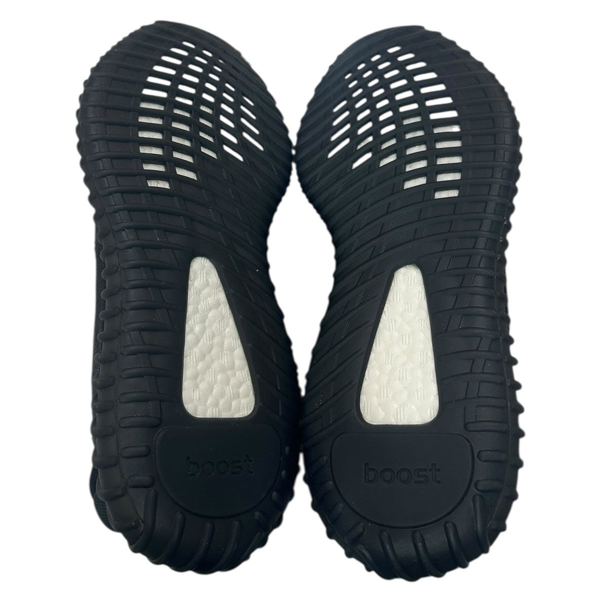 adidas Originals by KANYE WEST(アディダスオリジナルスバイカニエ