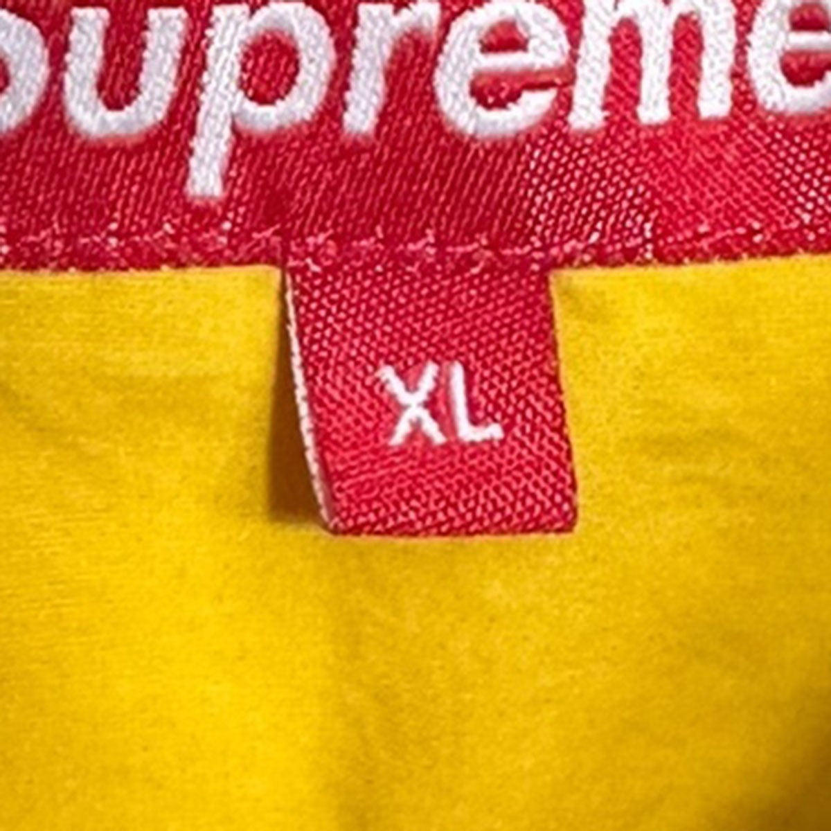 Supremeハーフジップアップ トラックジャケット レッド/イエローMサイズ Supremeハーフジップアップ トラックジャケット レッド/イエロー