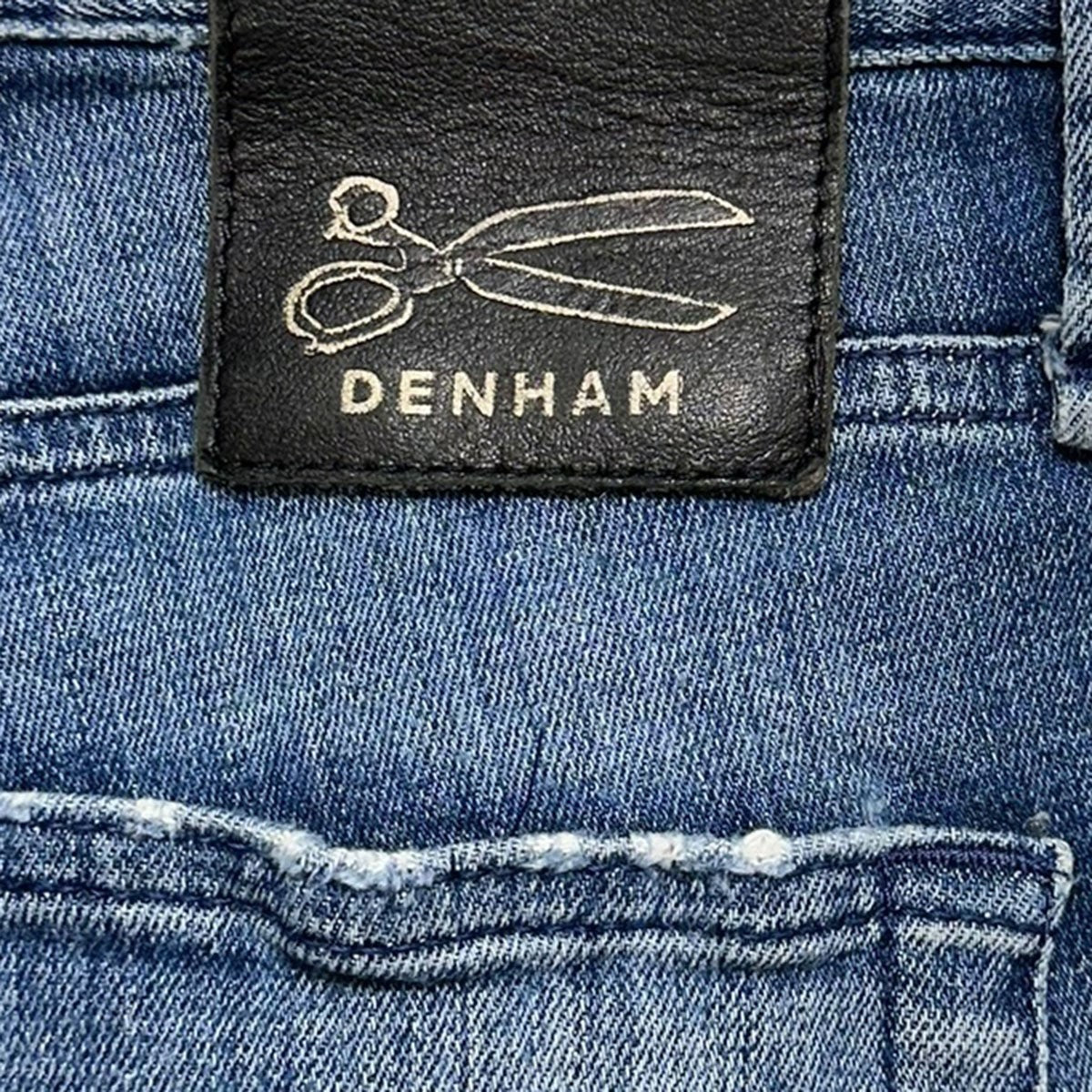 Denham(デンハム) RAZOR SLIM FITダメージ加工スリムフィット
