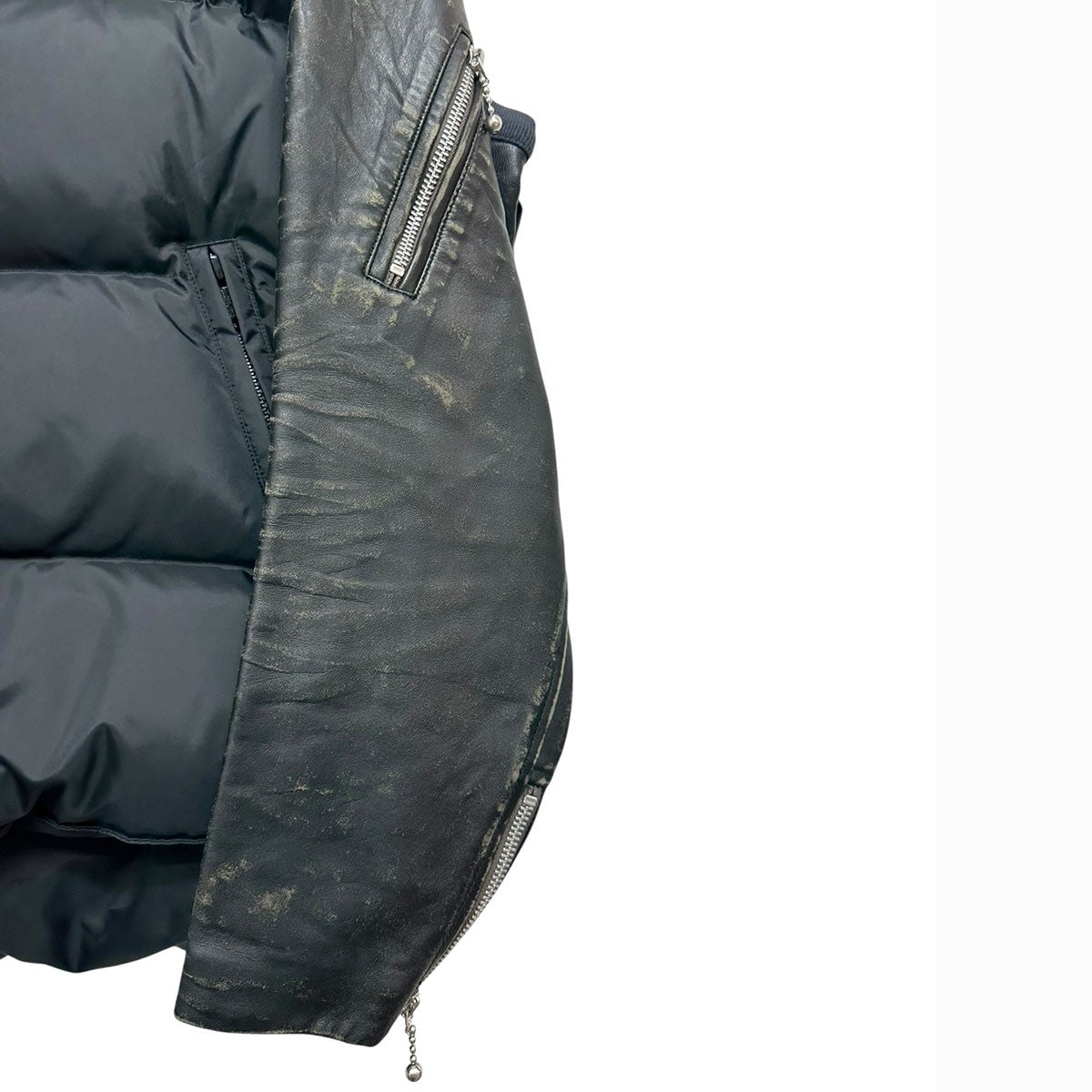 UNDERCOVER(アンダーカバー) 24AWユーズド加工レザースリーブダウン