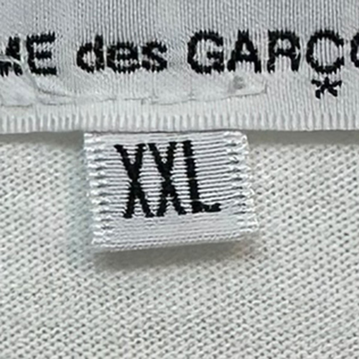 PLAY COMME des GARCONS ロゴワッペンクルーネックTシャツAX-T064/AD2025/1 古着・中古-4枚目のアイテム画像