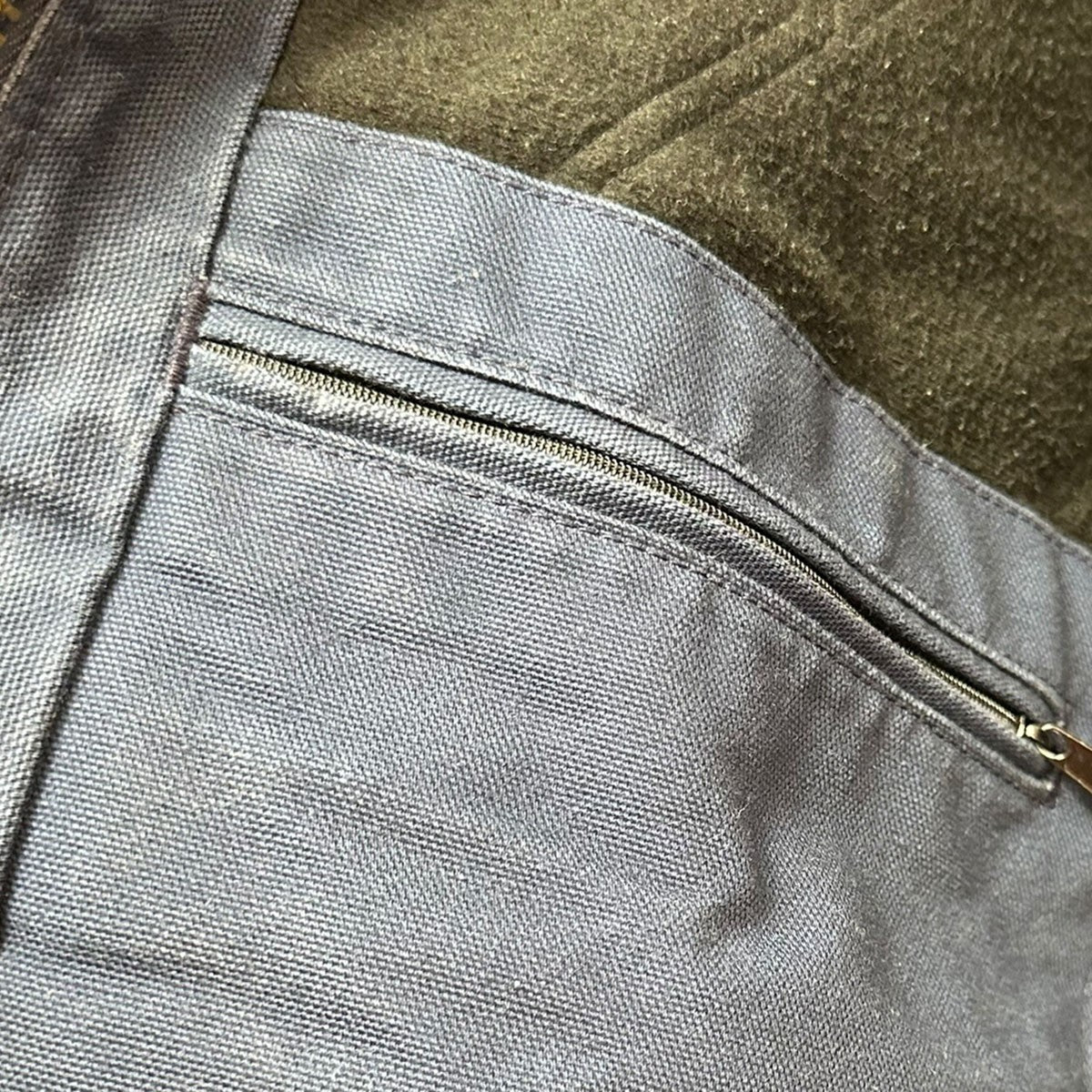 バックプリントダックアクティブパーカーJ140NVY