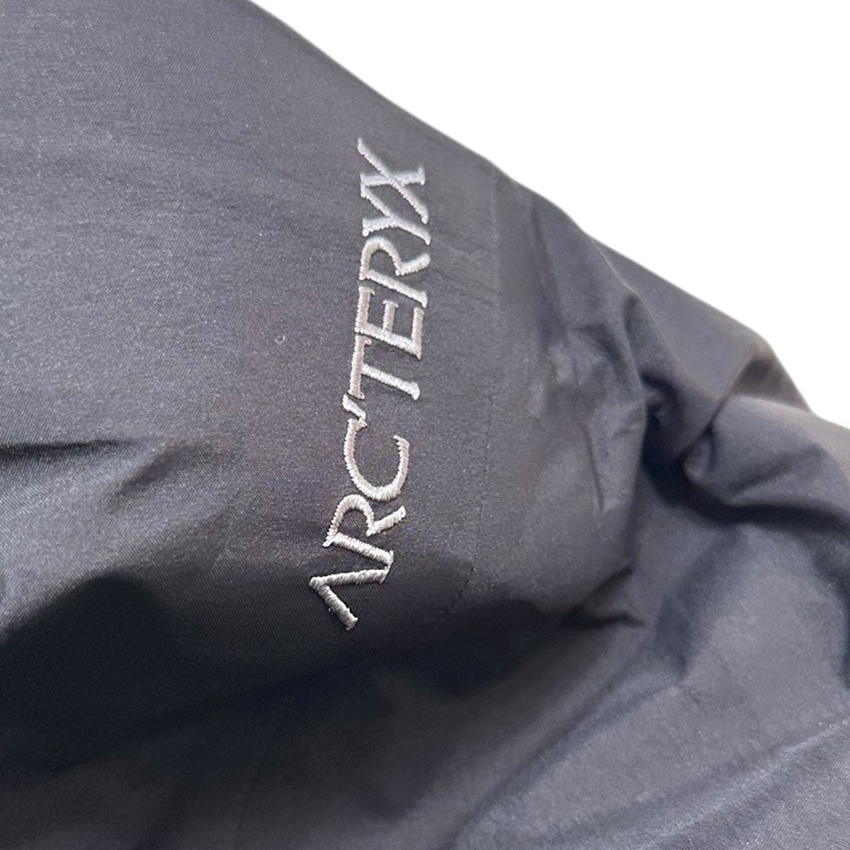 ARC’TERYX 25AWBETA SL JACKET MベータSLジャケットX000010553 古着・中古-4枚目のアイテム画像