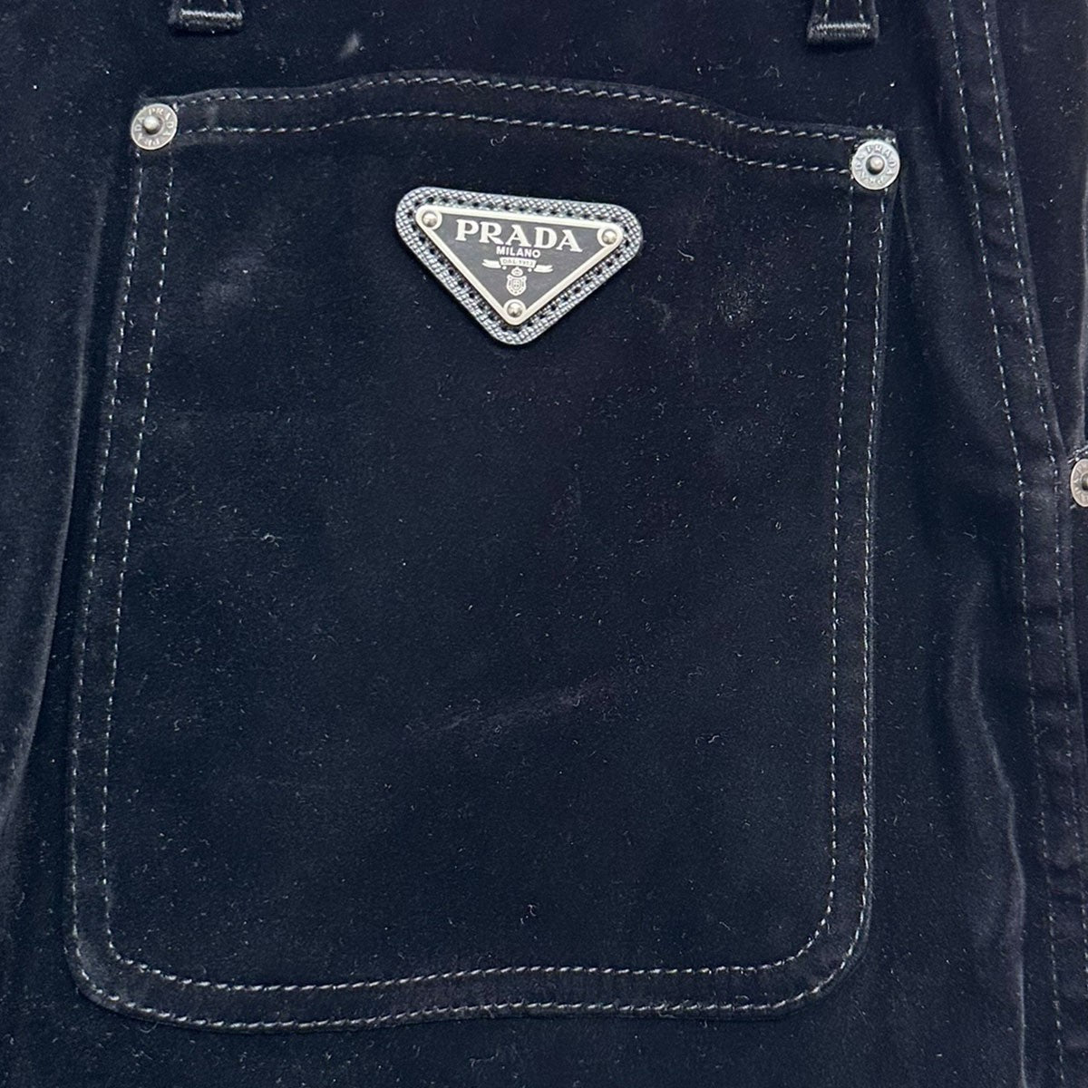 PRADA 24SSBlack Velvet Denim Pantトライアングルロゴ ベルベット ジーンズGEP403 古着・中古-4枚目のアイテム画像