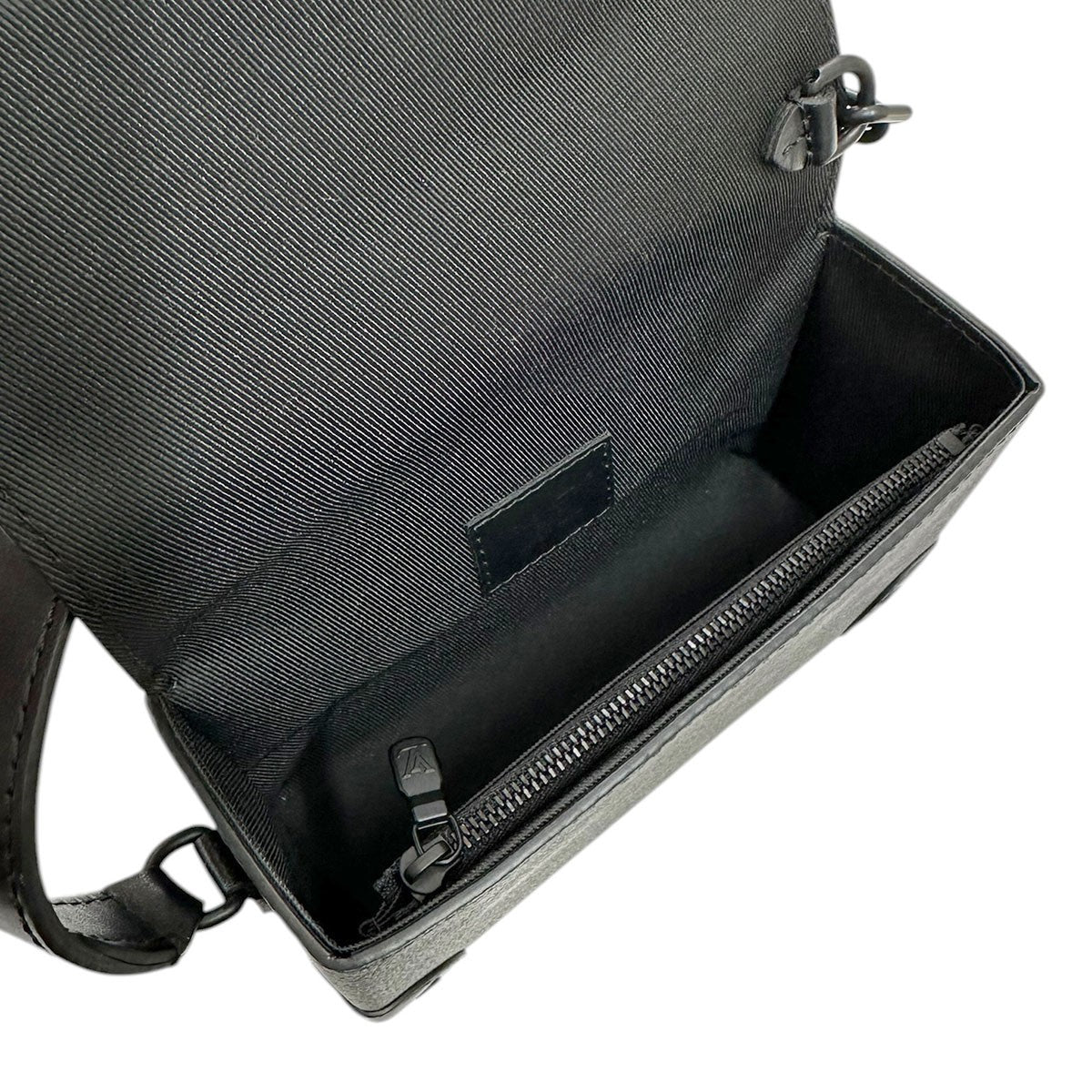 LOUIS VUITTON STEAMER WEARABLE WALLETスティーマー・ウェアラブル ウォレット ミニショルダーバッグ2026年3月購入品 古着・中古-3枚目のアイテム画像