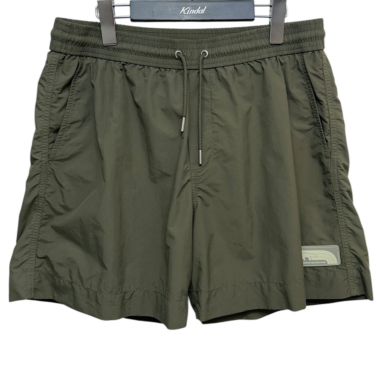 MAISON KITSUNE FLASH FOX SWIM SHORTSショートパンツOM3010WQ4052 古着・中古-1枚目のアイテム画像