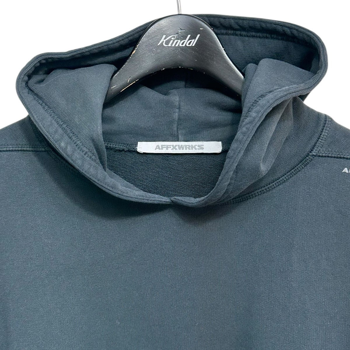WKRS HOODIEプルオーバーフーディーFW24HO01V1