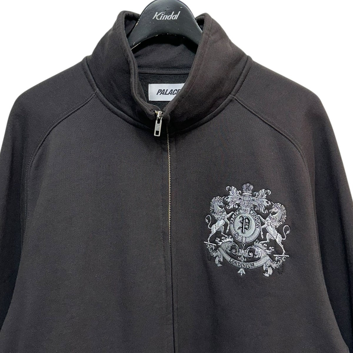 25AWCREST SWEATハーフジップスウェットシャツ