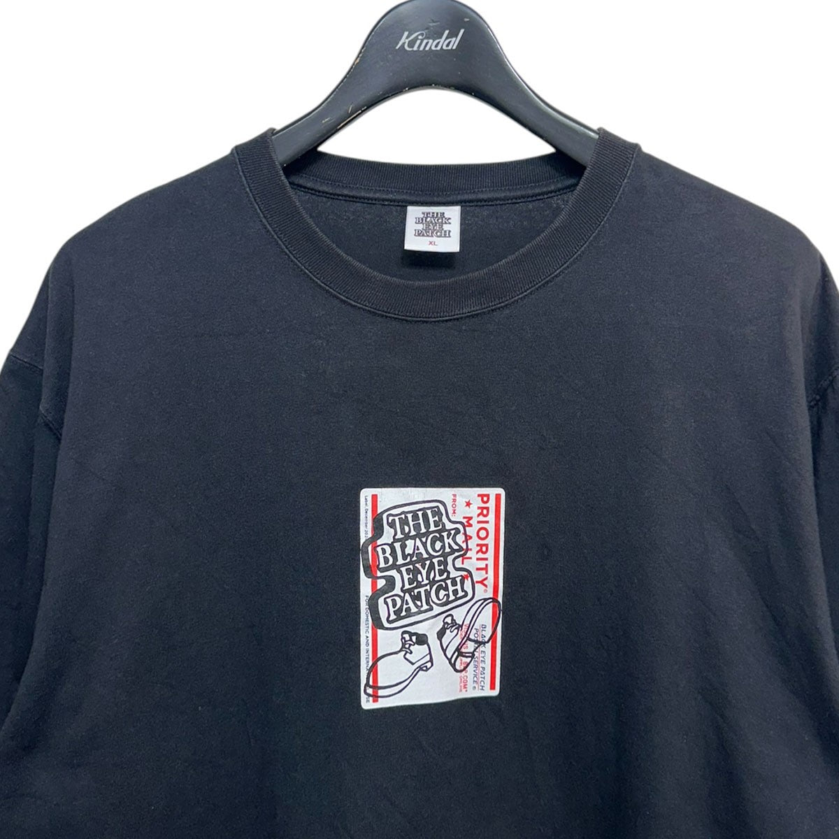 OG Boy Priority Label TeeロゴプリントTシャツ