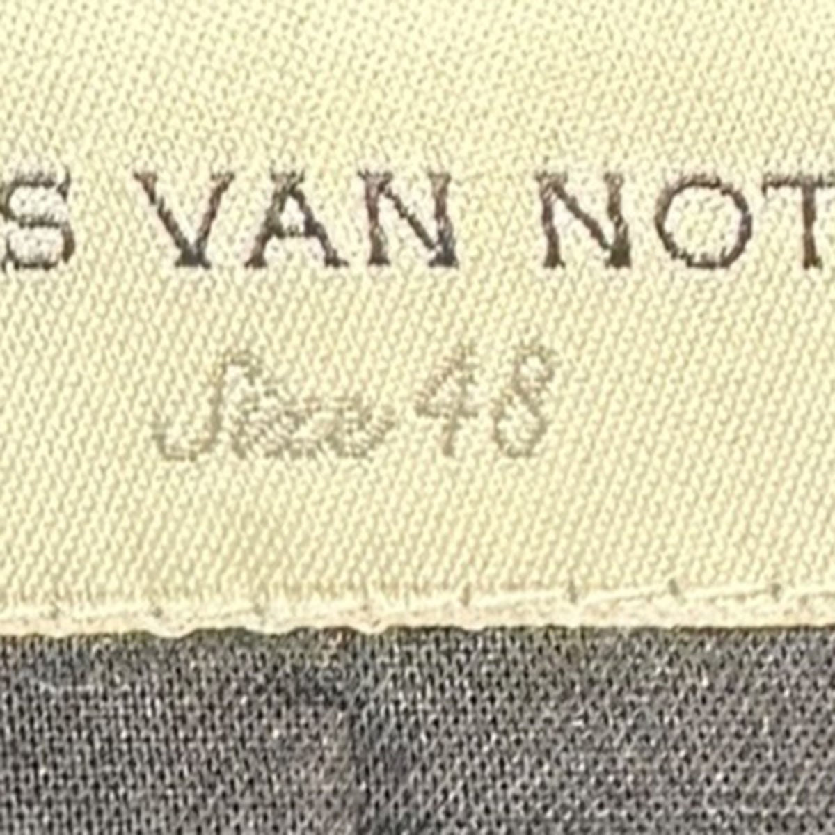 ビー装飾ダブルブレストジャケット