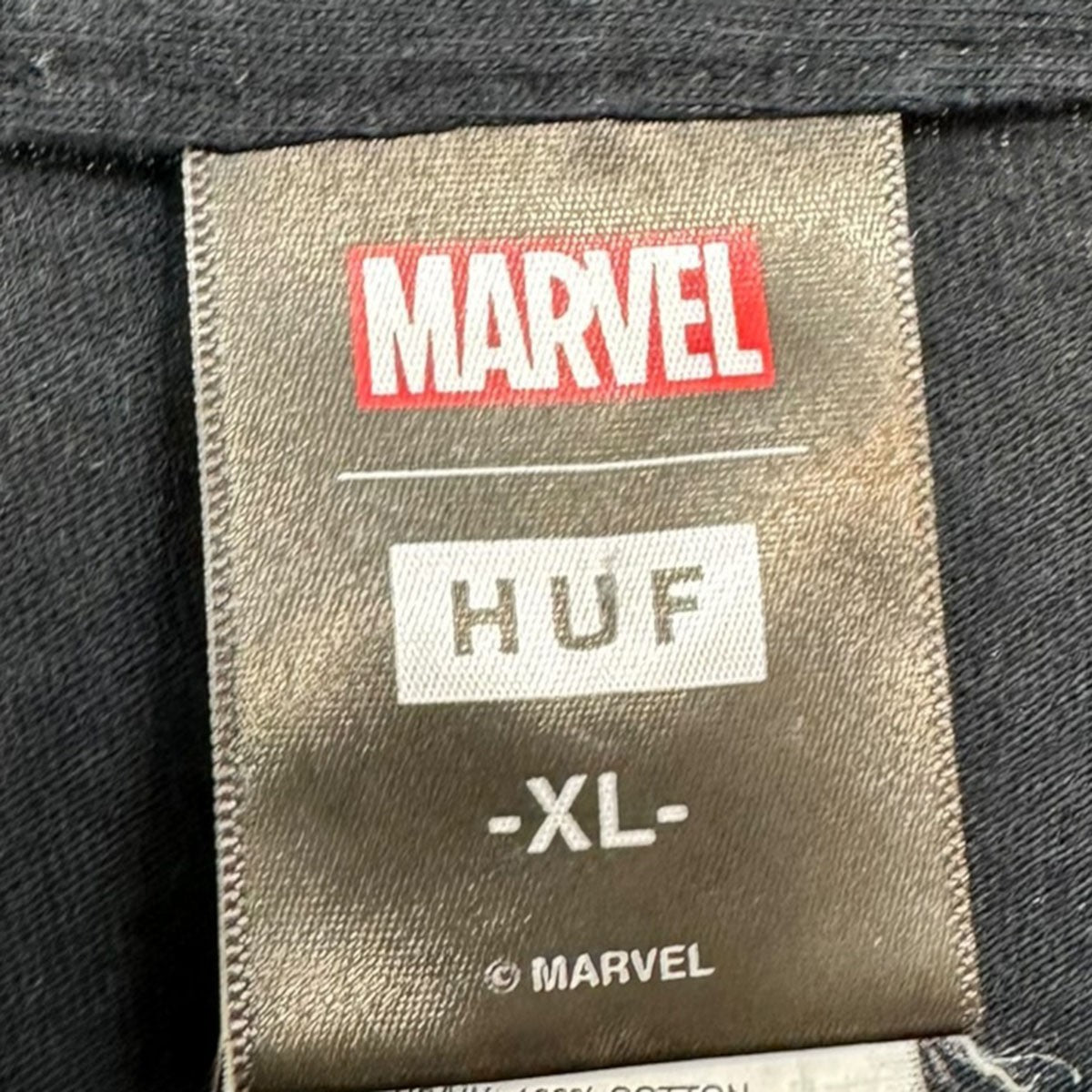 Marvel Black Suit Spider-Man TeeスパイダーマンプリントTシャツ