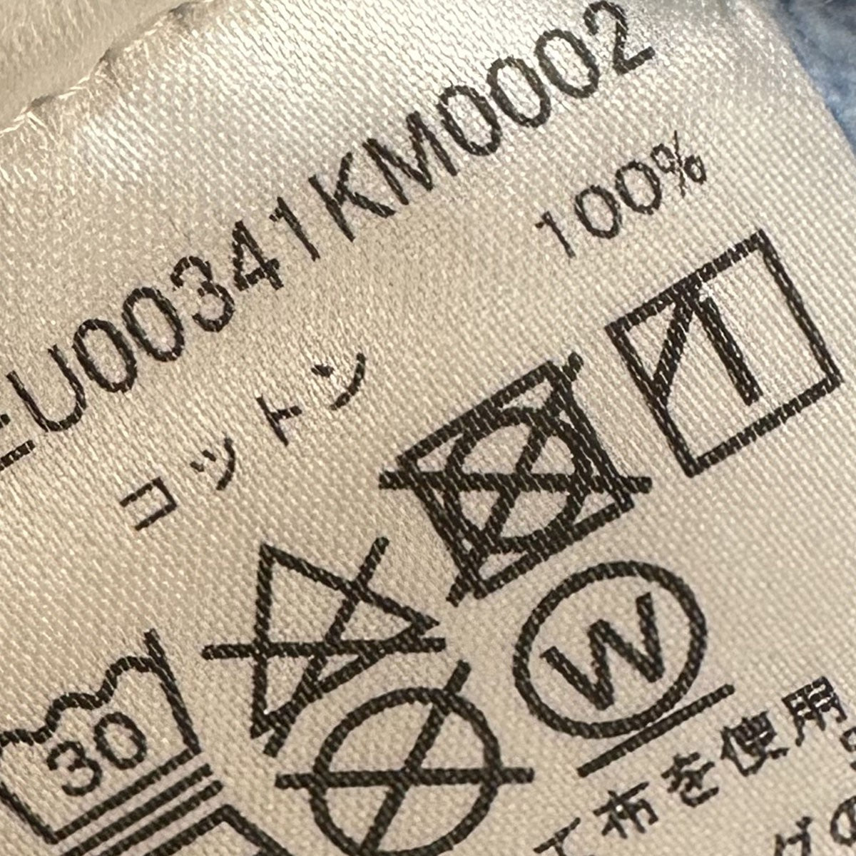 ロゴプルオーバーフーディーEU00341KM0002