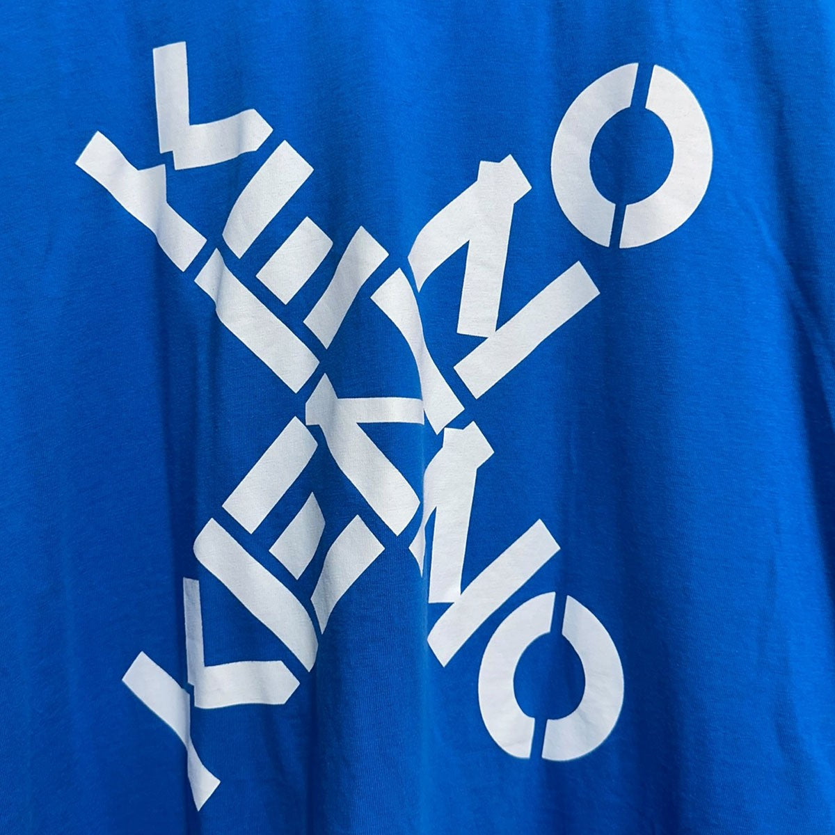 ロゴプリントTシャツ