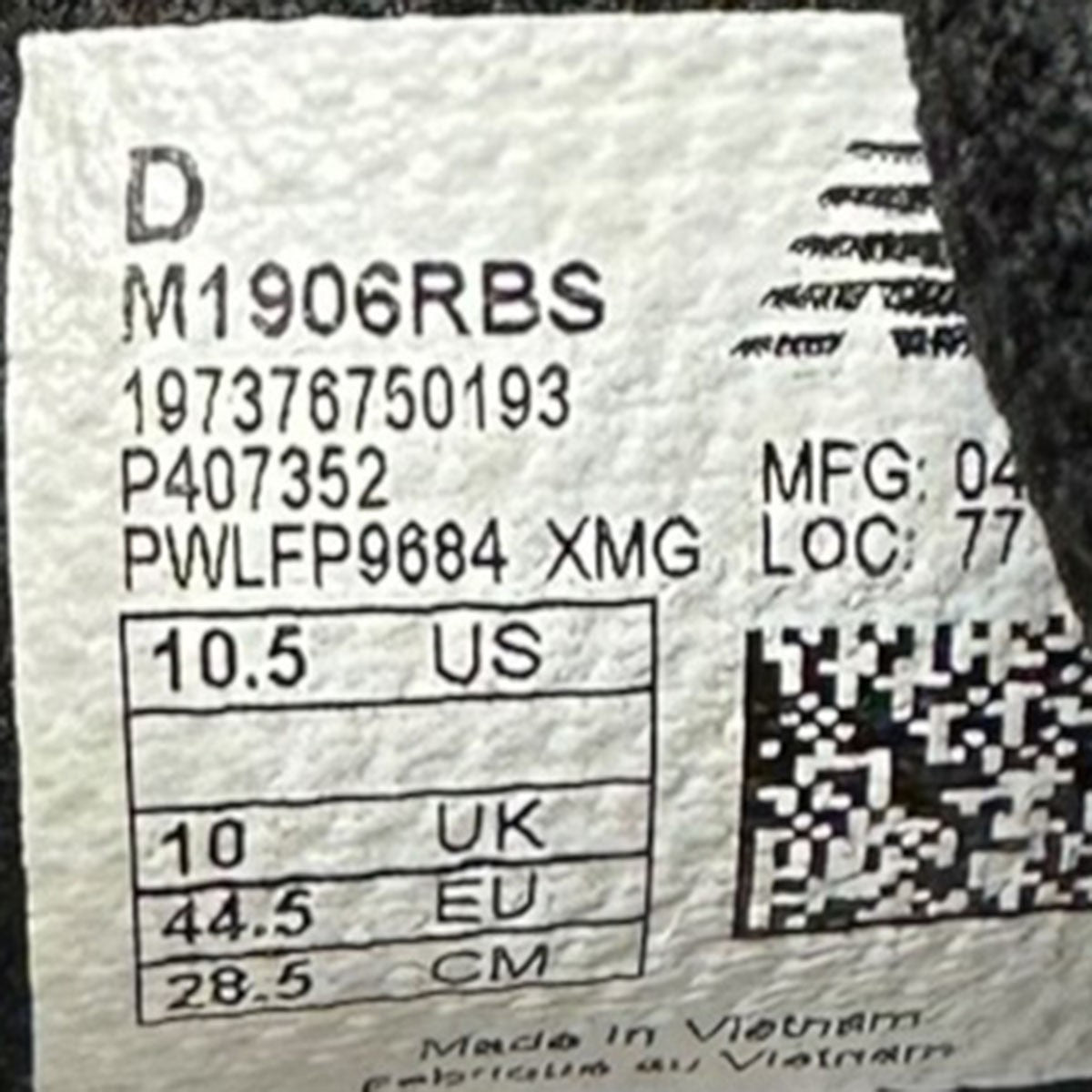 M1906RBSダブルネームスニーカー