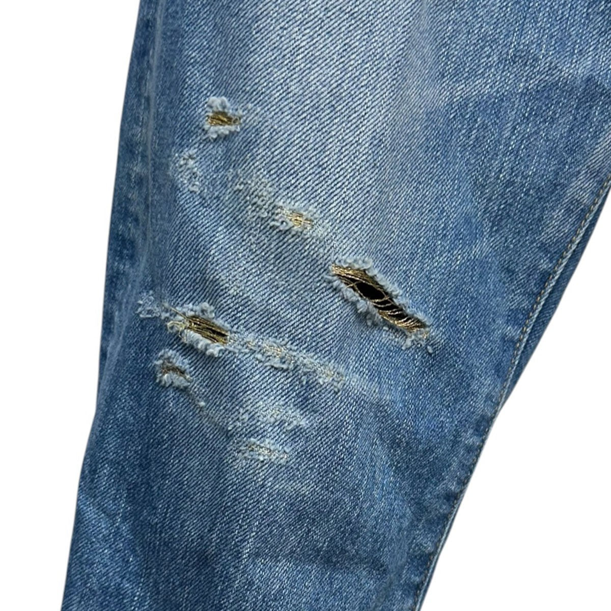 ダメージデニムパンツ