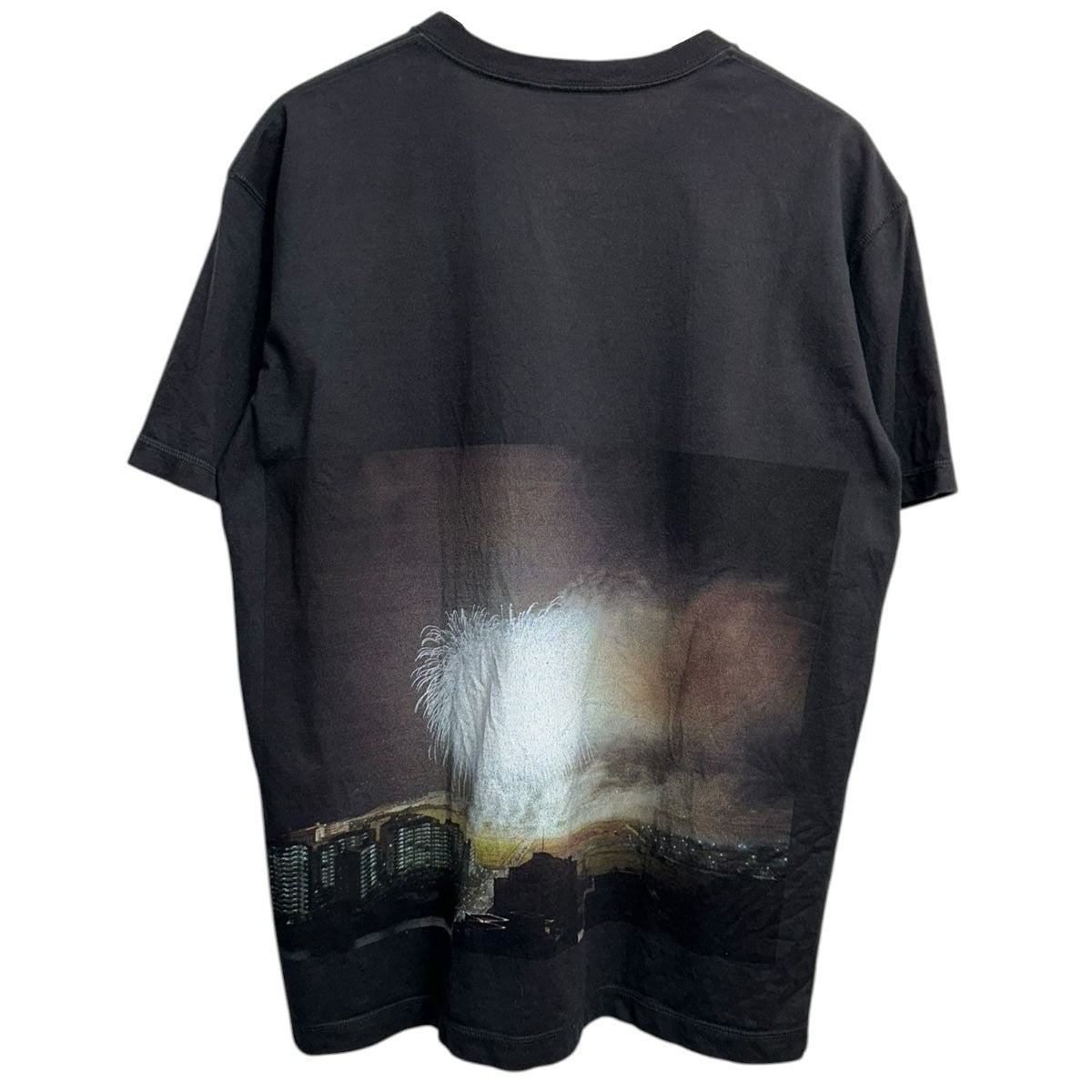 ARTS＆SCIENCE×HOMMA Takashi TOKYO SUBURRIAバックプリントポケットTシャツ6234-U7062-0310 古着・中古-2枚目のアイテム画像