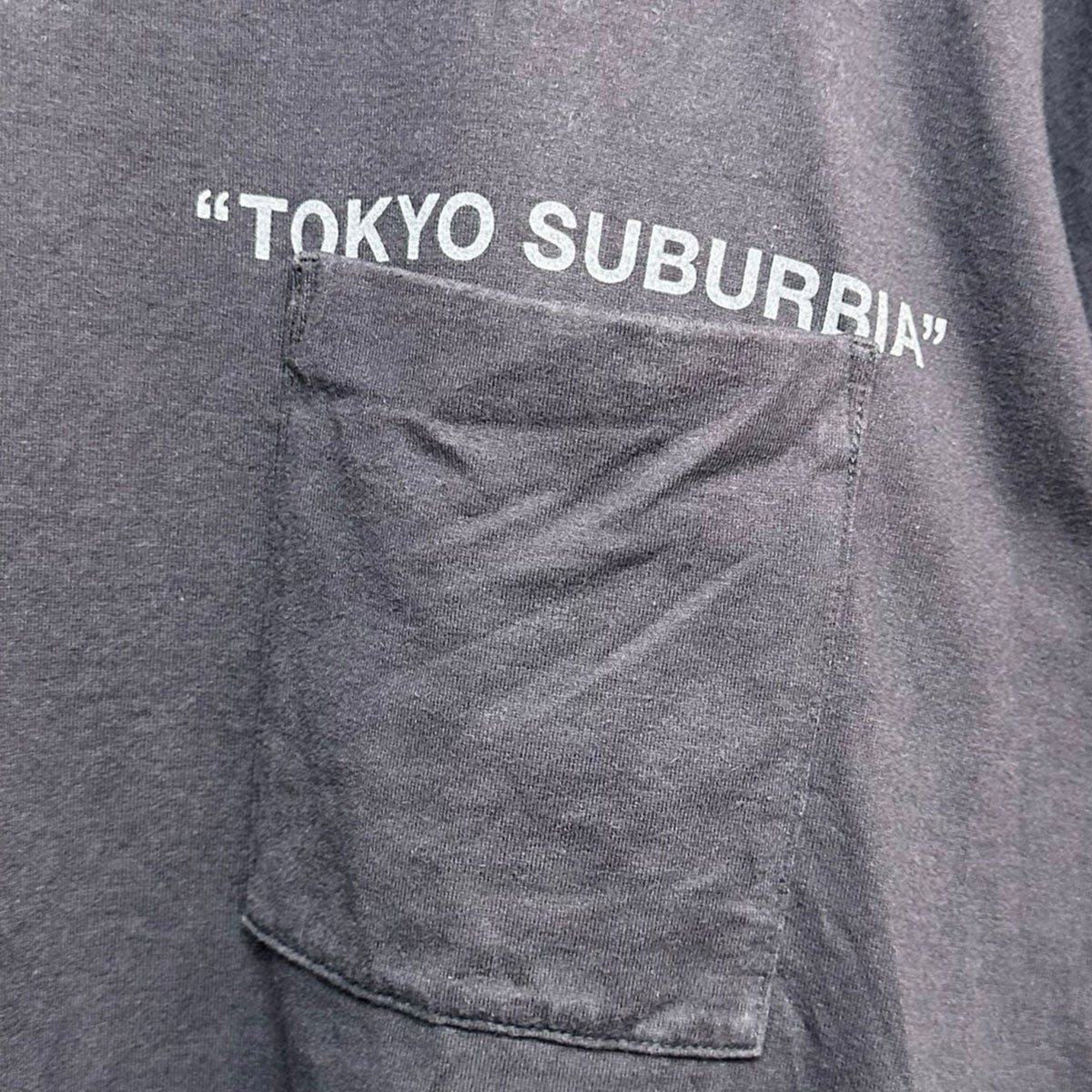 ARTS＆SCIENCE×HOMMA Takashi TOKYO SUBURRIAバックプリントポケットTシャツ6234-U7062-0310 古着・中古-4枚目のアイテム画像