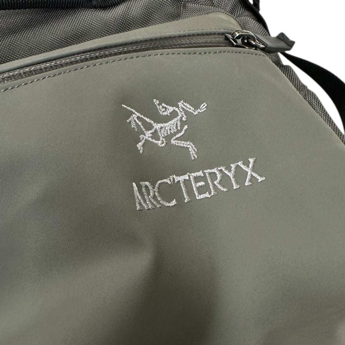 ARC’TERYX×BEAMS 別注 ARRO 8 SHOULDER BAGアロー8 ショルダーバッグ28725 古着・中古-3枚目のアイテム画像