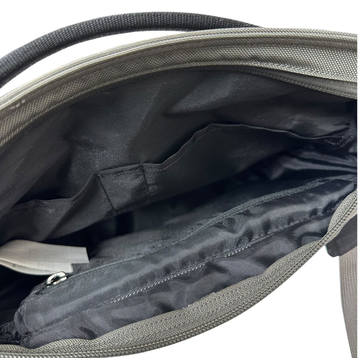 ARC’TERYX×BEAMS 別注 ARRO 8 SHOULDER BAGアロー8 ショルダーバッグ28725 古着・中古-4枚目のアイテム画像