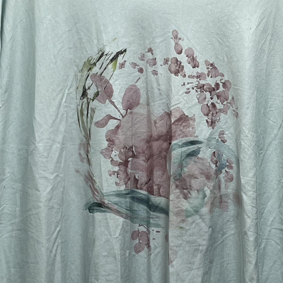カットオフグラフィックプリントTシャツ
